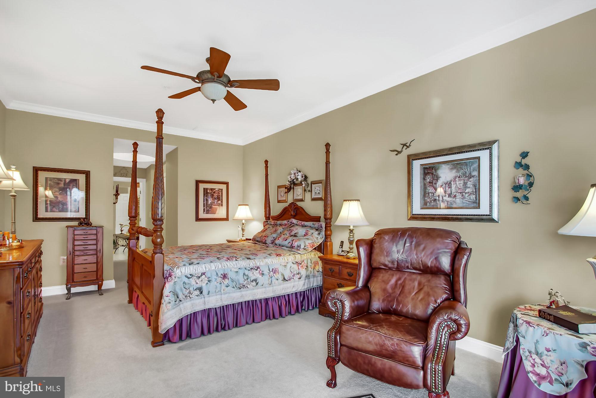 WATERS EDGE - Residential