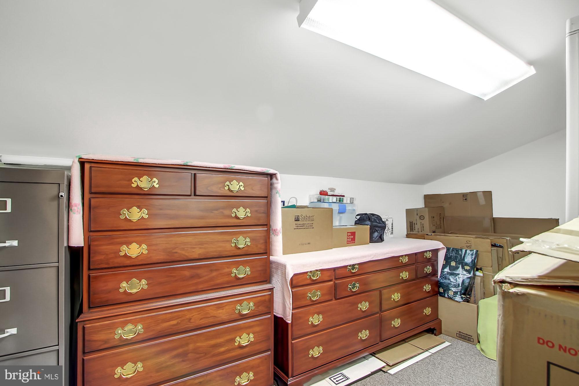 WATERS EDGE - Residential