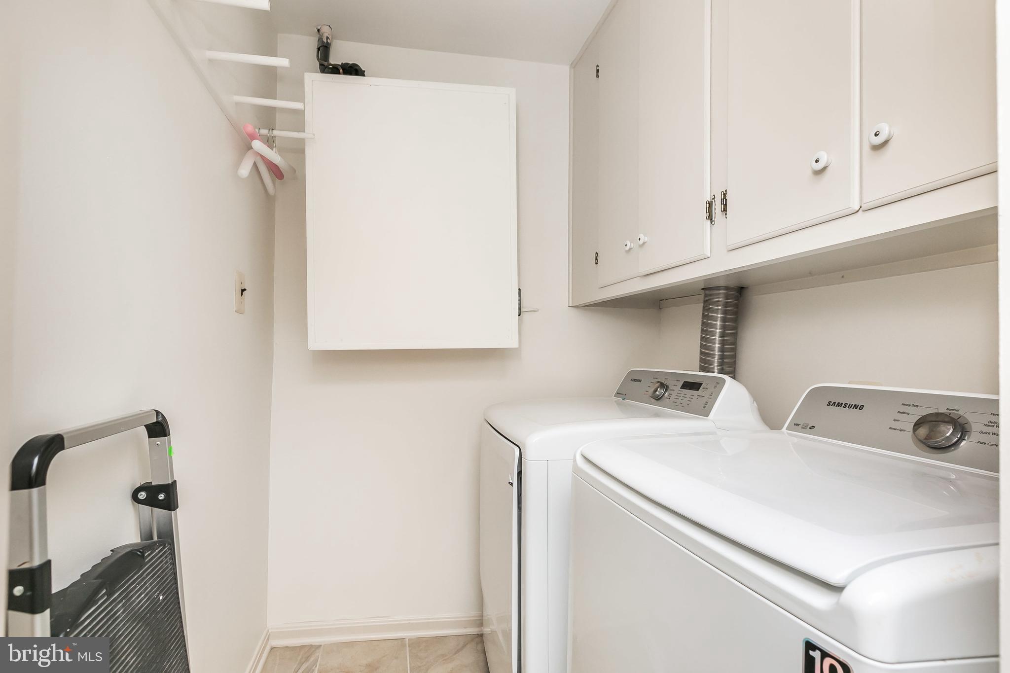 RAINFLOWER/LOVETON - Residential