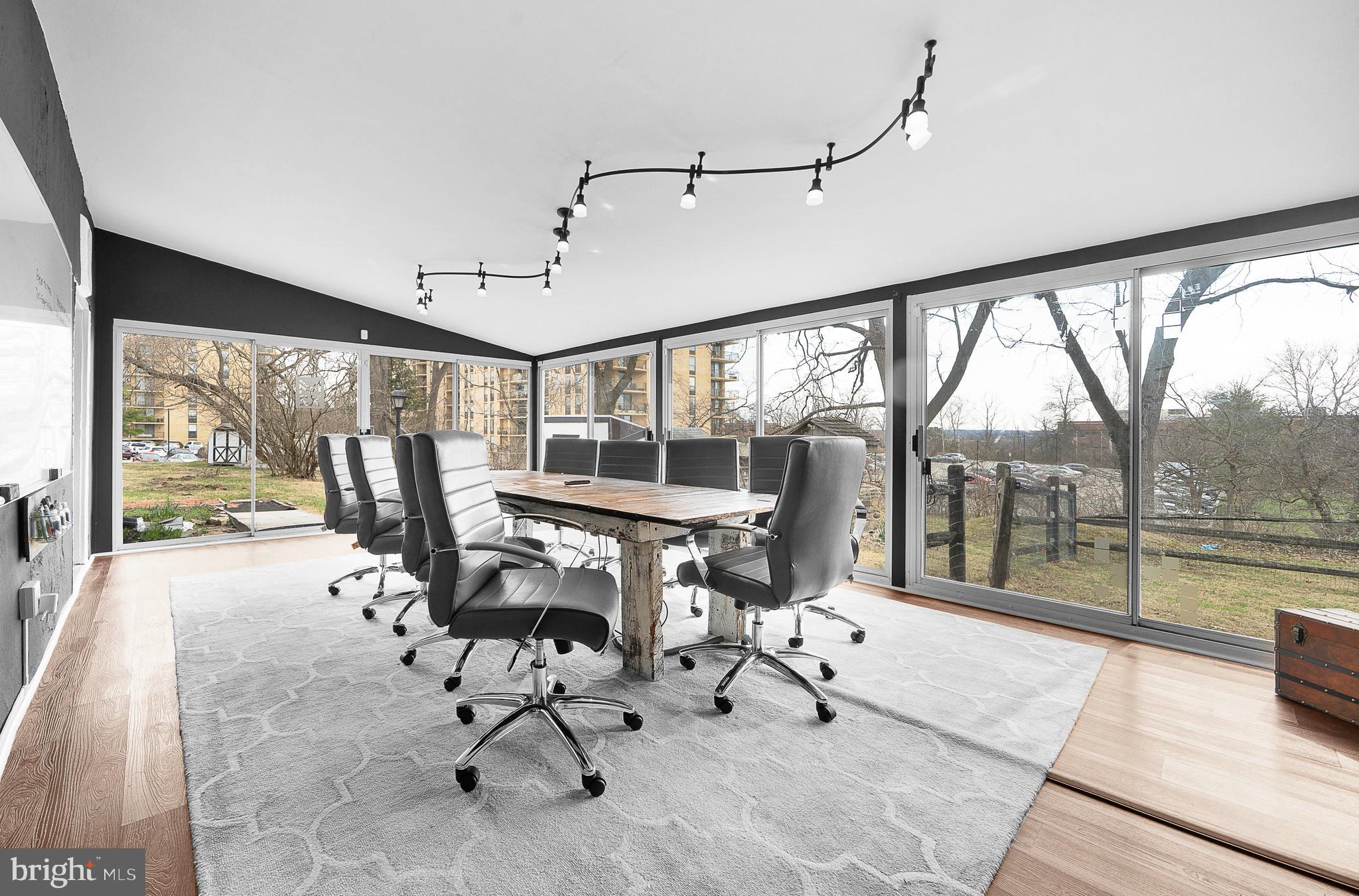 PLYMOUTH MEETING - Residential