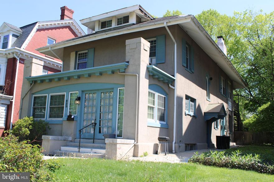 Beautiful triplex with ornate hardwood floors throughout, 2 car detached rear garage in the rear. All tenants are long term tenants with higher rents to cover utility costs. 1st floor front: $1025/mth, 1BD/1BA 1st floor rear: $1000/mth, 1BD/1 BA 2nd/3rd floor: $1050/mth, 1BD/1BA with finished attic space. Utilities have not been separated but could be.