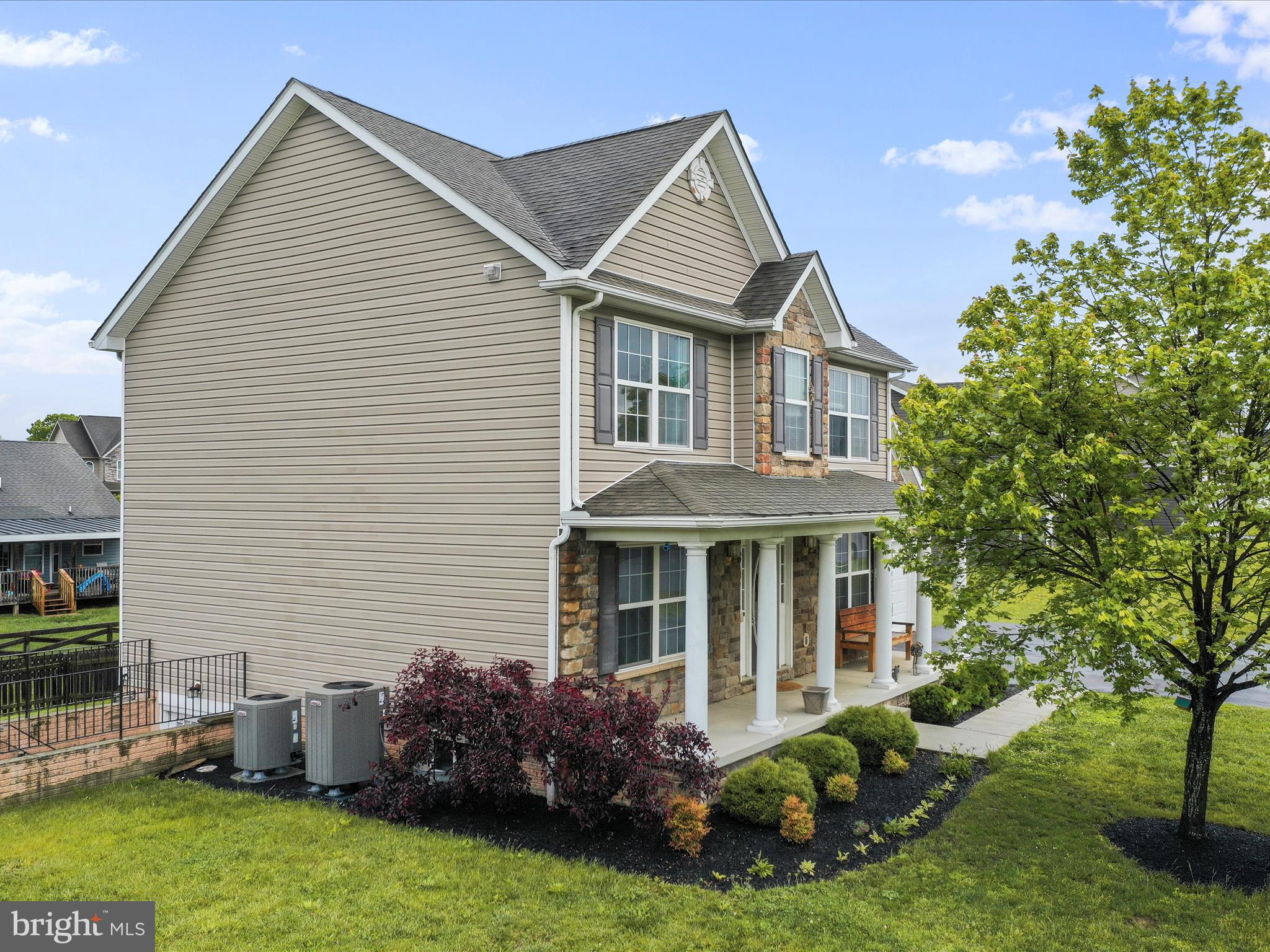 BRIDLE CREEK - Residential