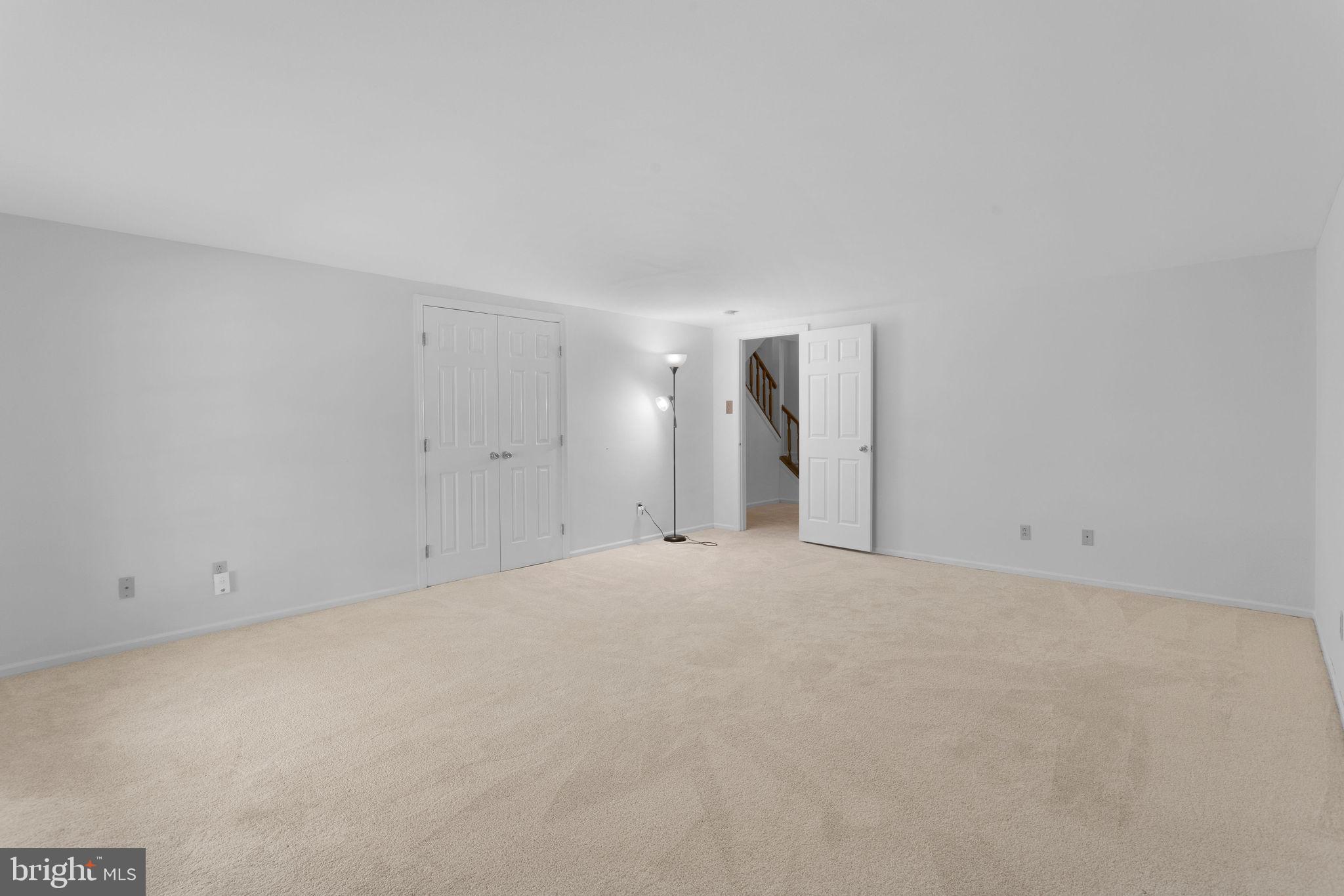 CHESTERBROOK/MAIN - Residential