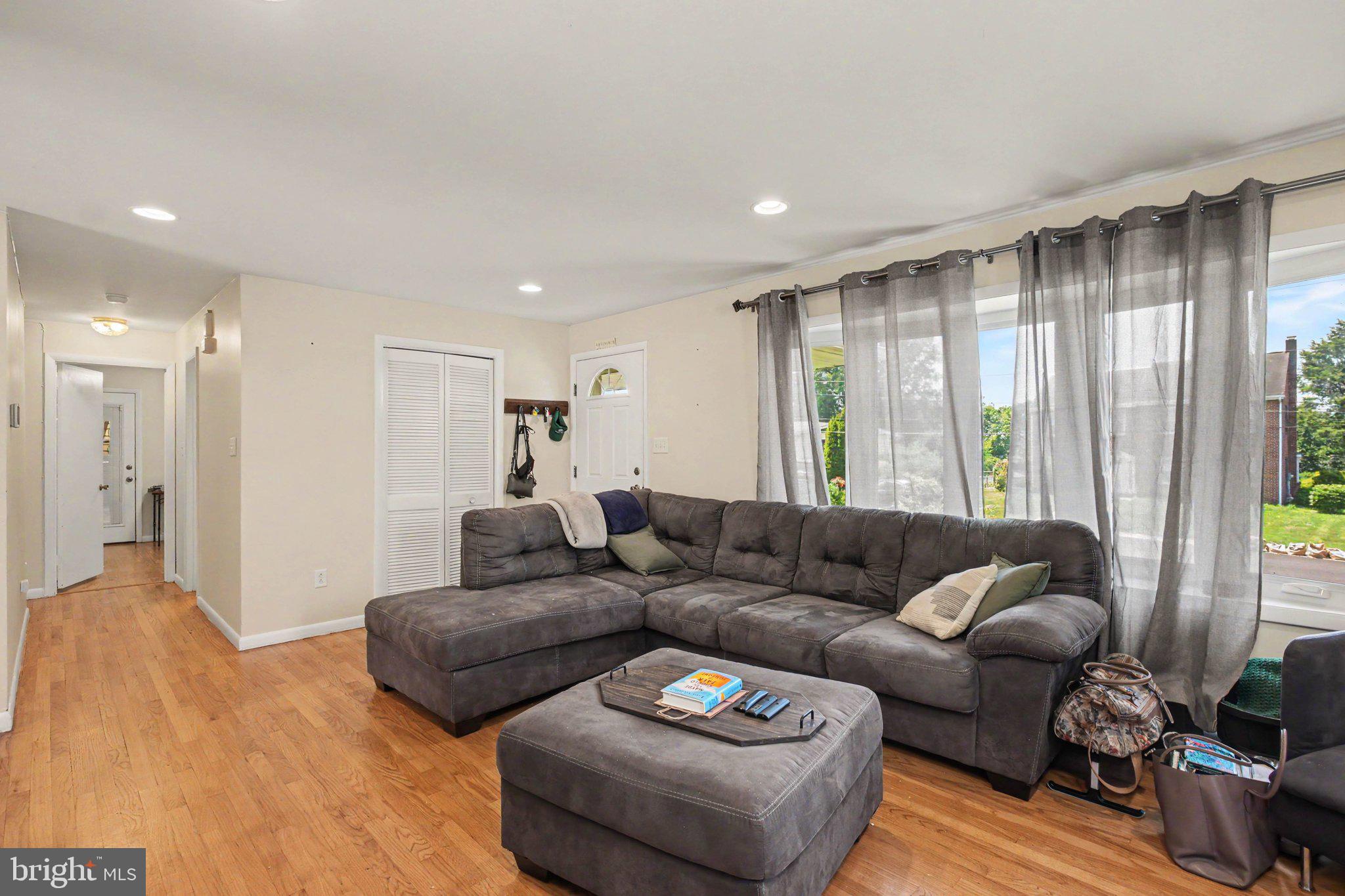 203 WHITTIER LANE