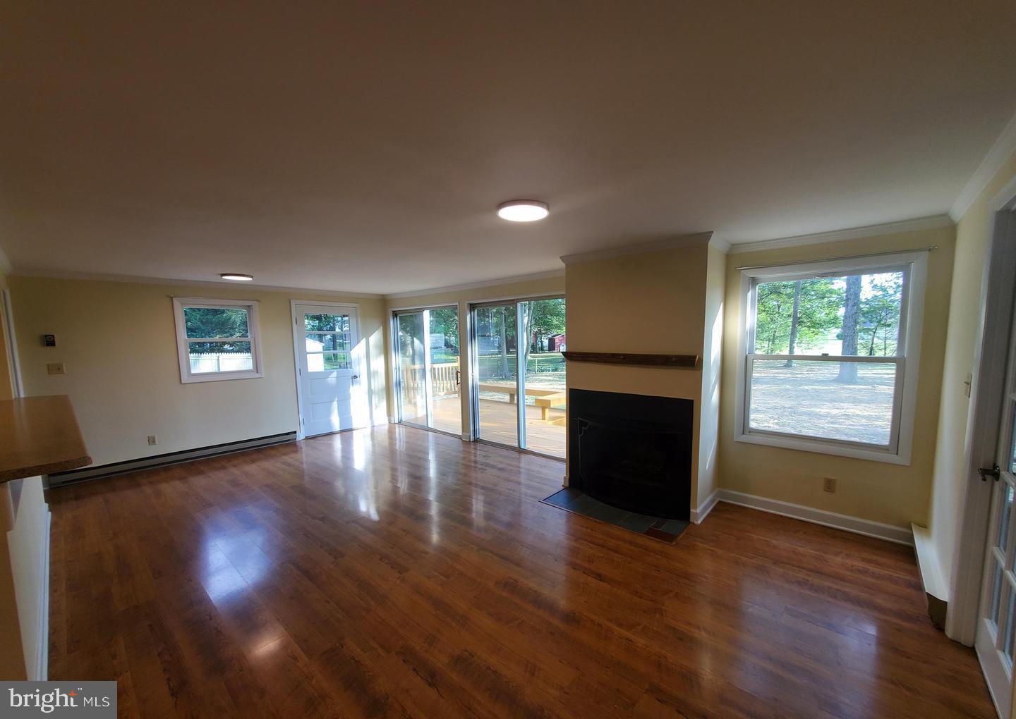 BEECHWOOD - Residential Lease