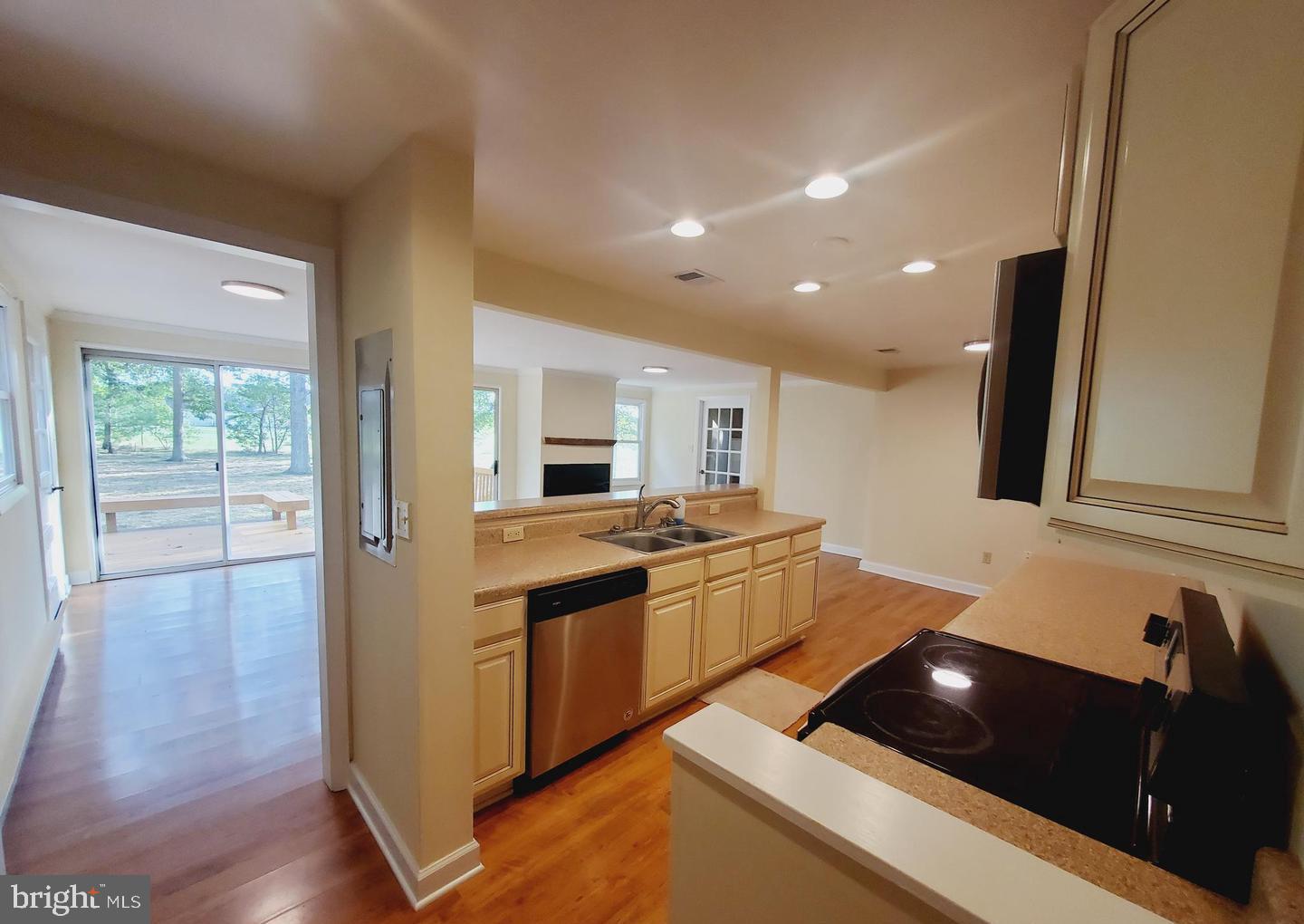 BEECHWOOD - Residential Lease