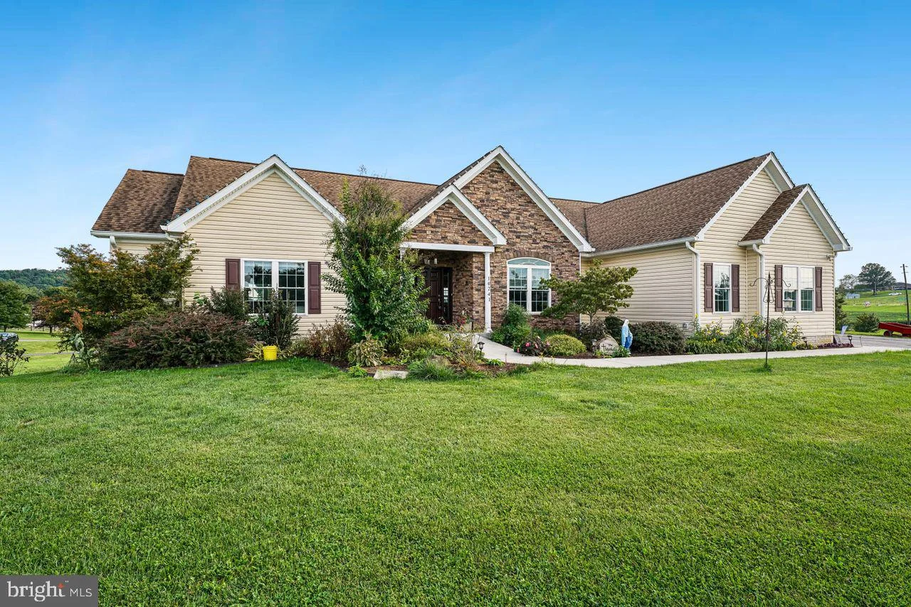 10241 Woodsboro Pike