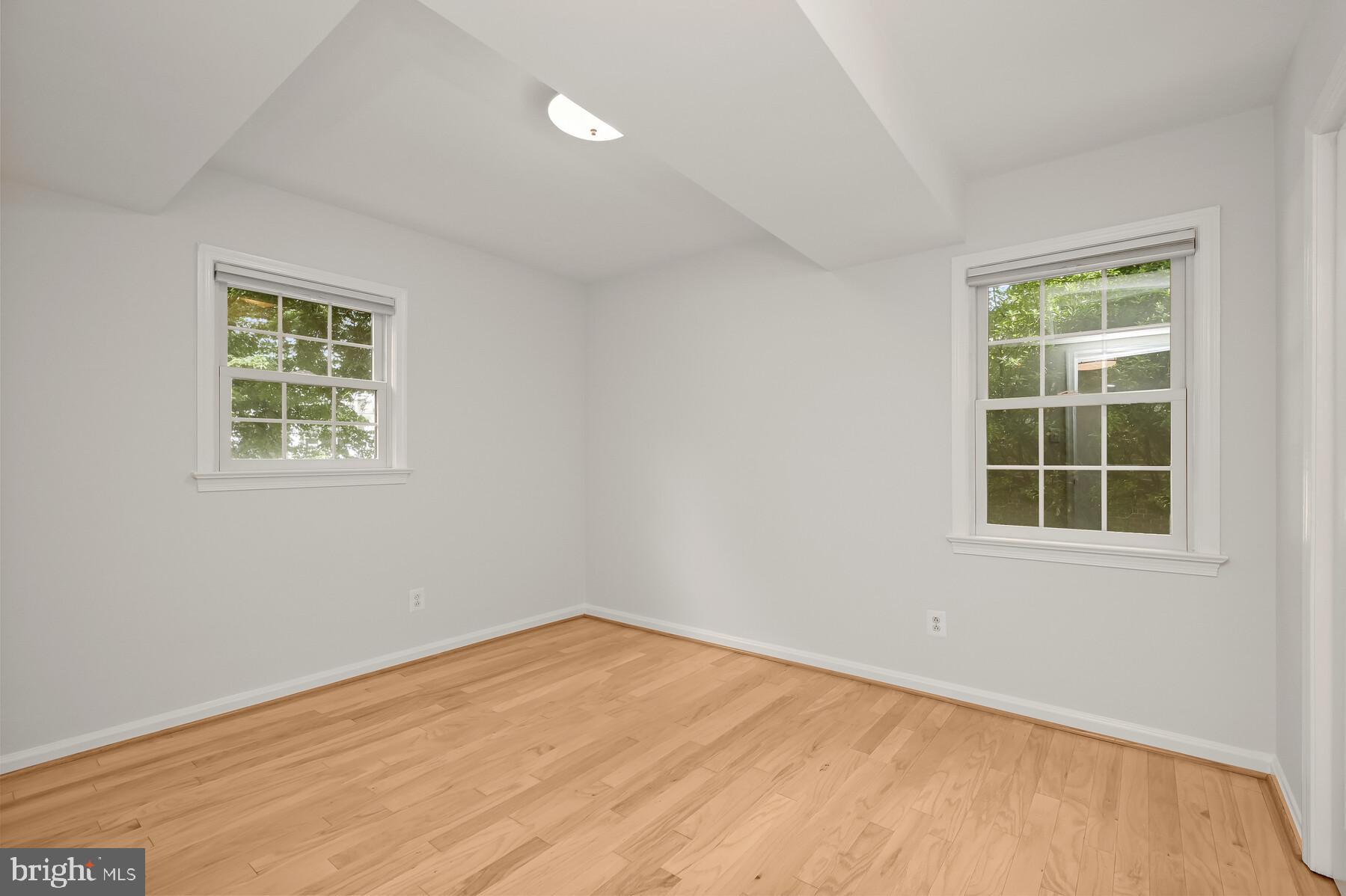 WOODBURN - Residential