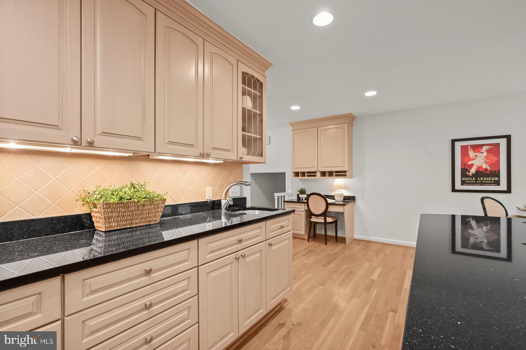 WOODBURN - Residential