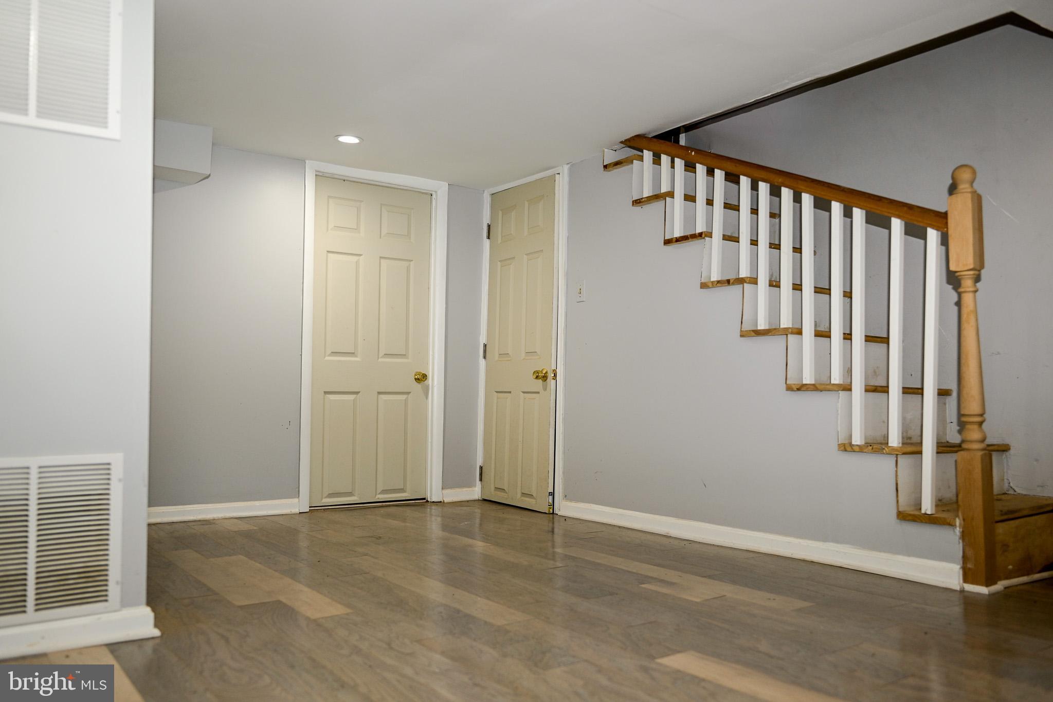 WAVERLY - Residential