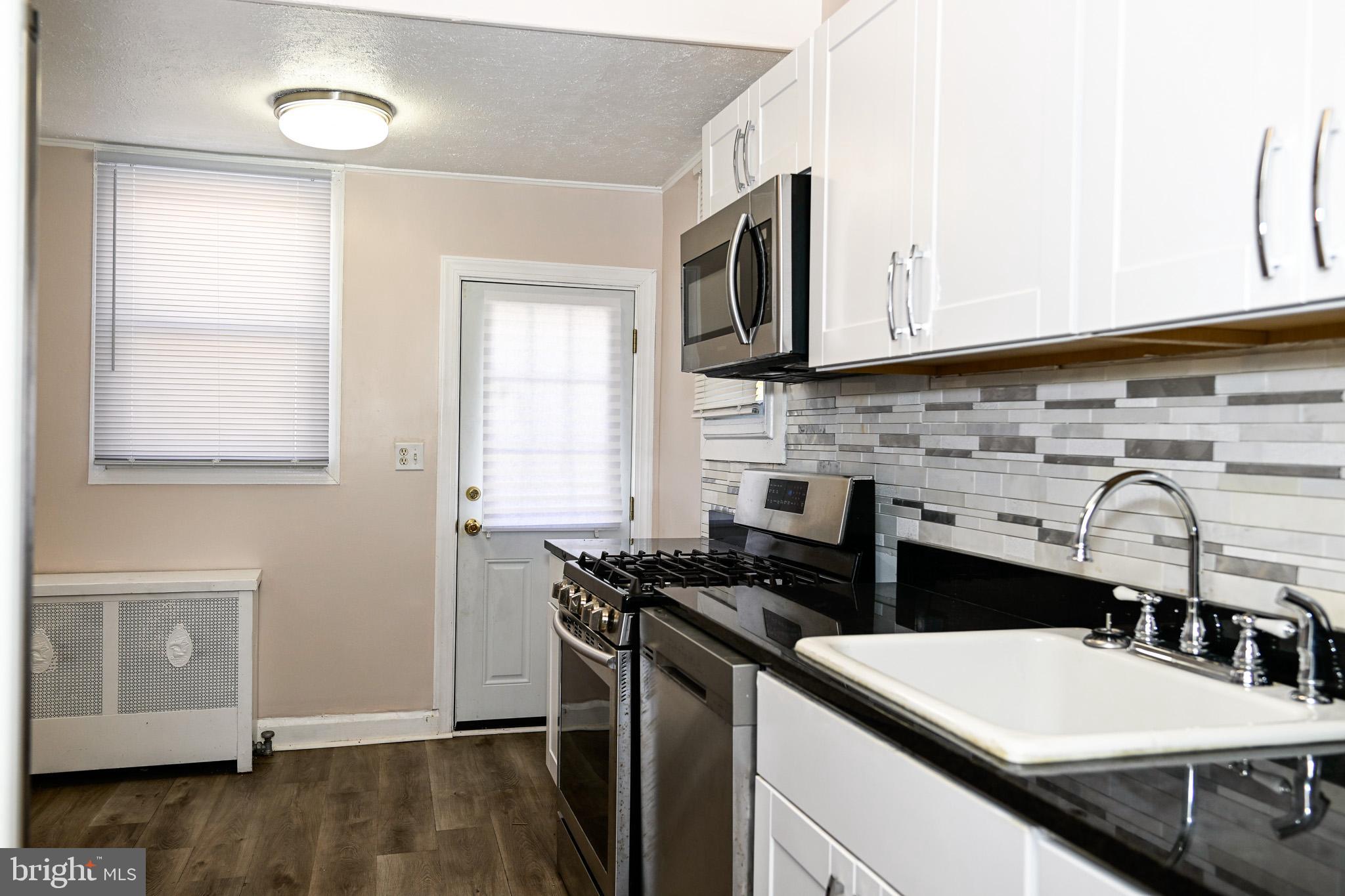 WAVERLY - Residential