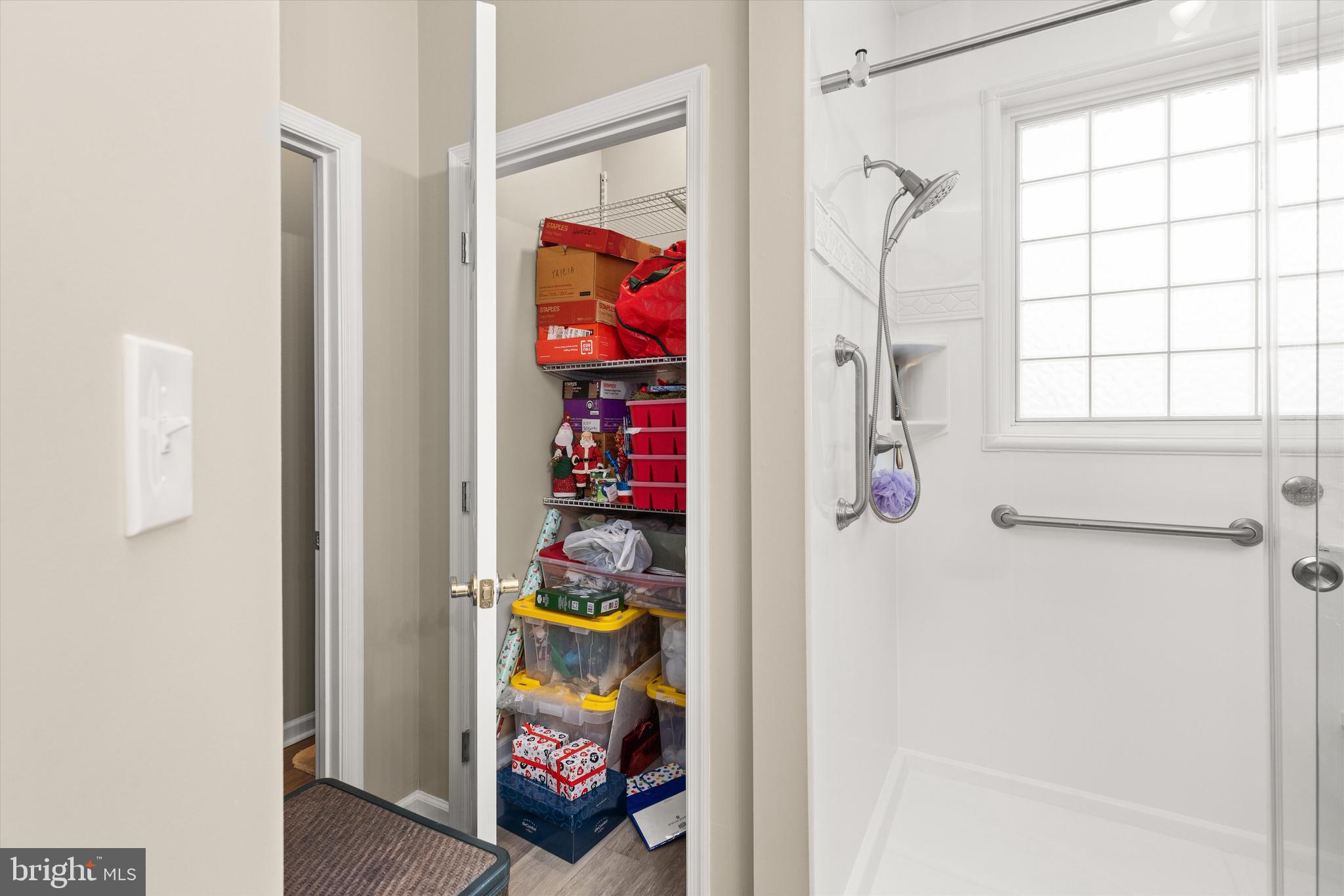 OYSTER HARBOR - Residential