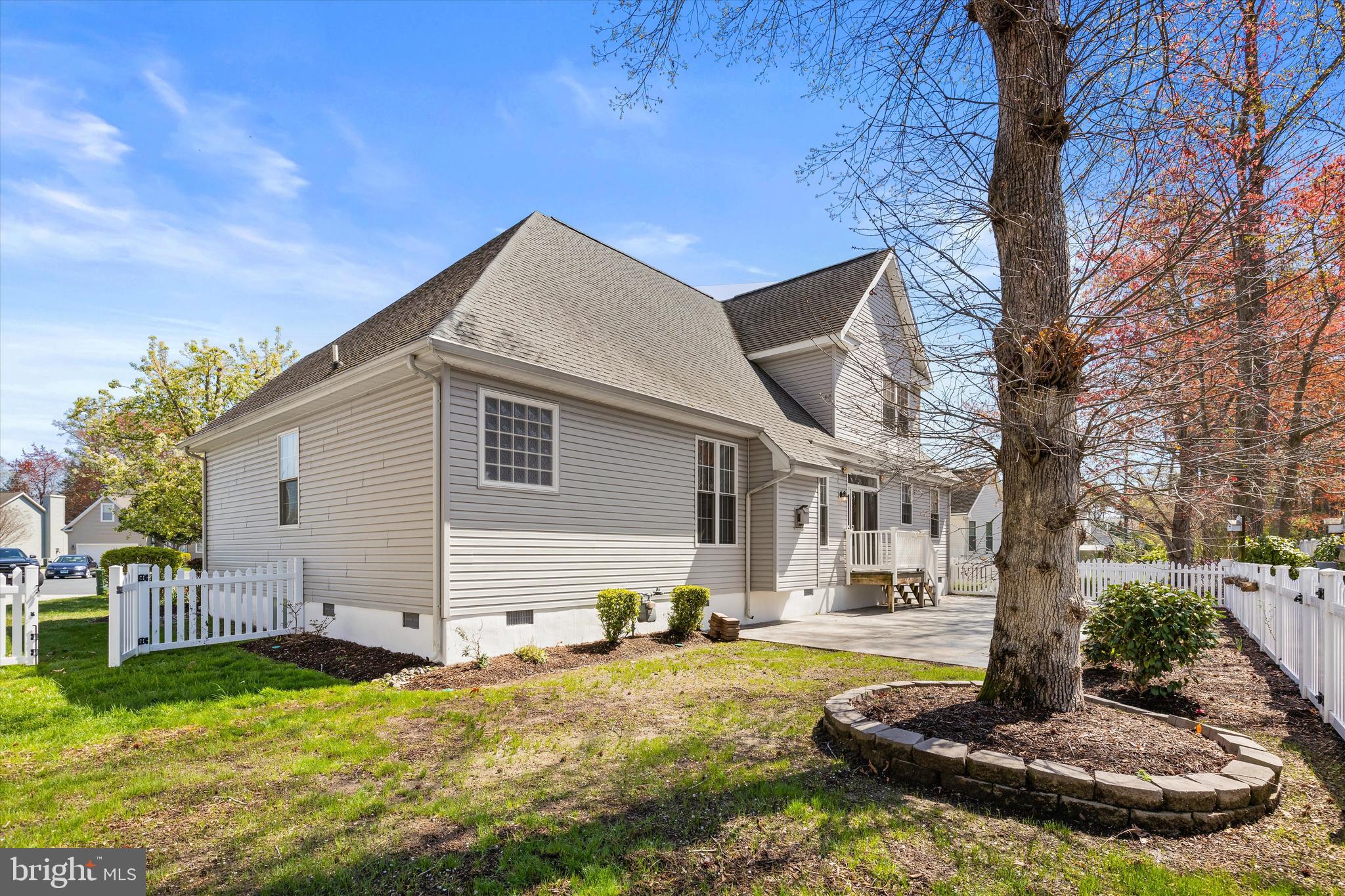 OYSTER HARBOR - Residential