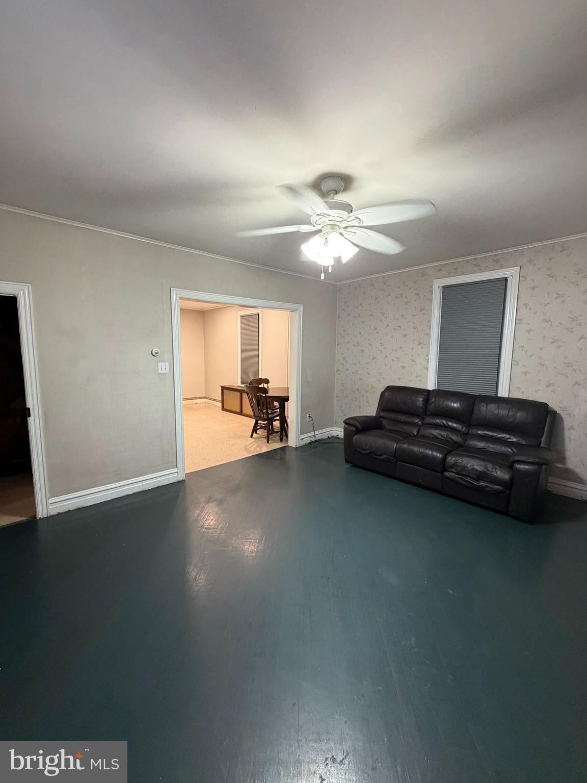 124 LONG AVENUE