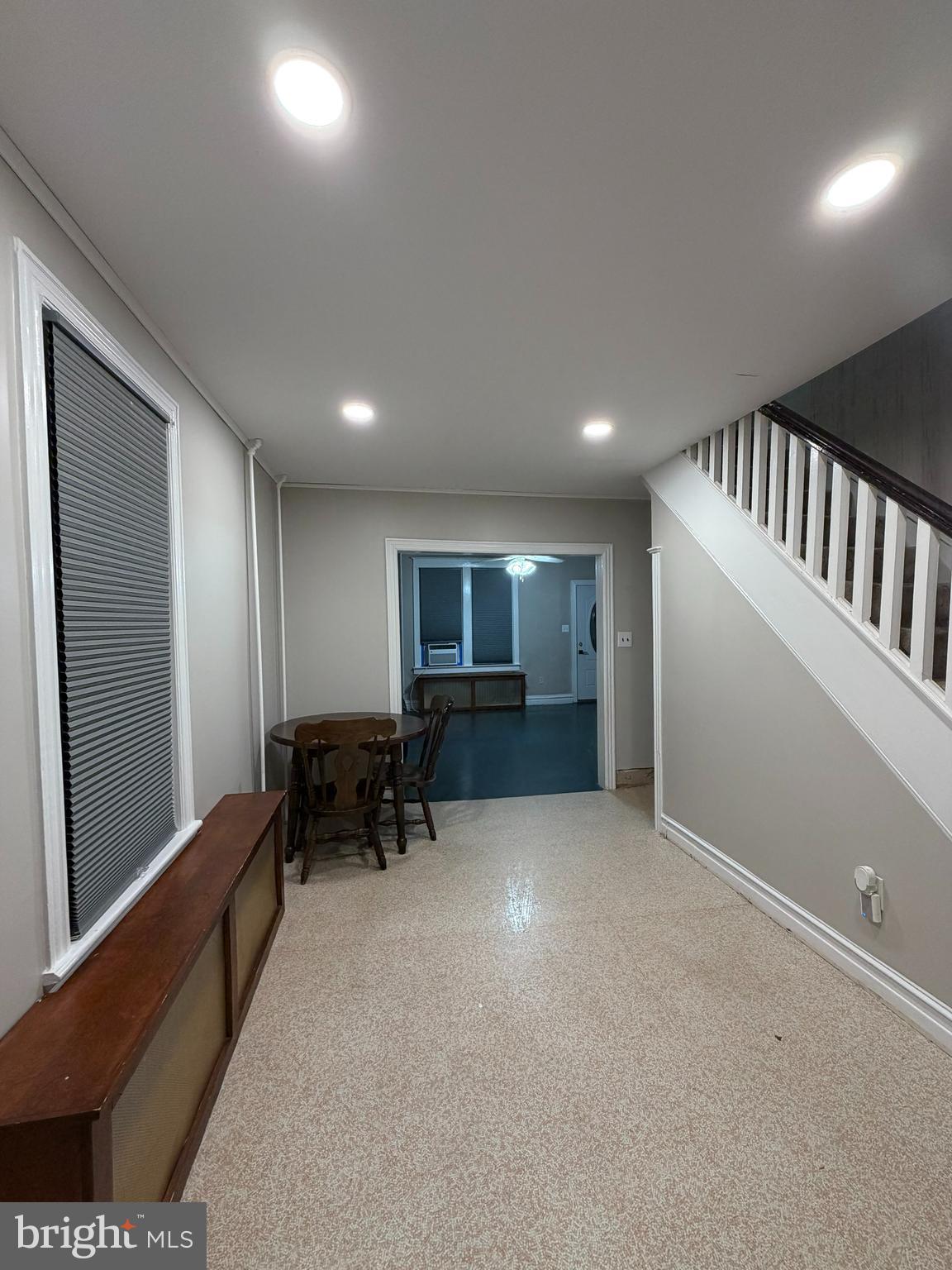 124 LONG AVENUE