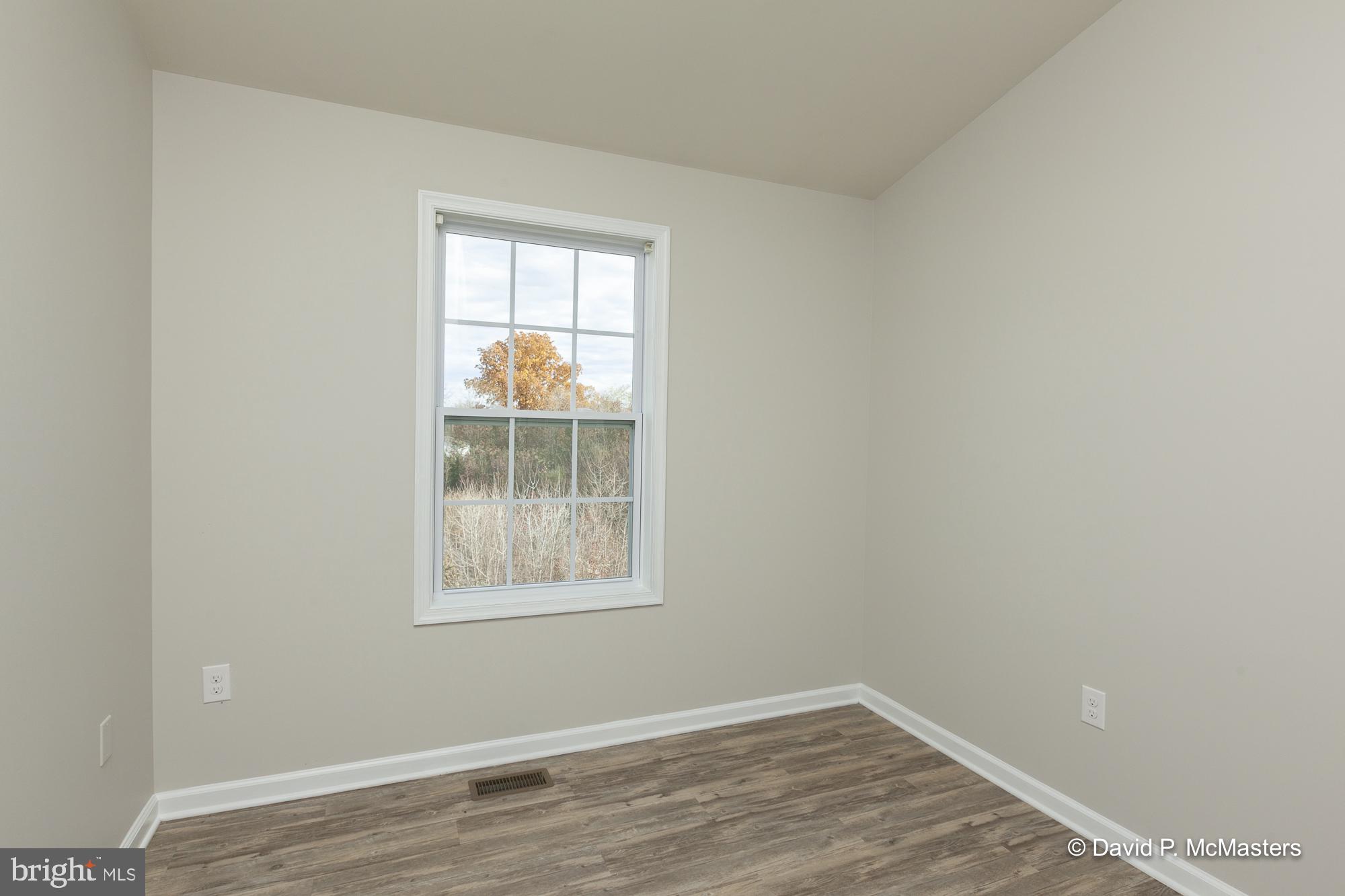 TOWNES OF RIDGEWAY - Residential Lease