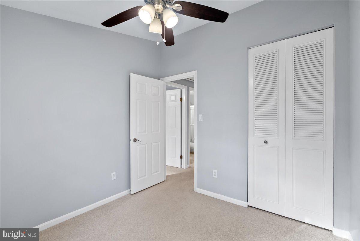 SUMMIT CHASE - Residential Lease