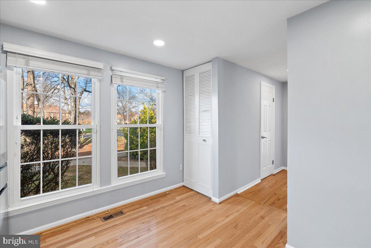 SUMMIT CHASE - Residential Lease