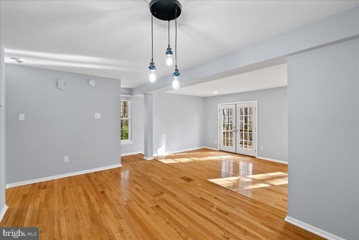 SUMMIT CHASE - Residential Lease