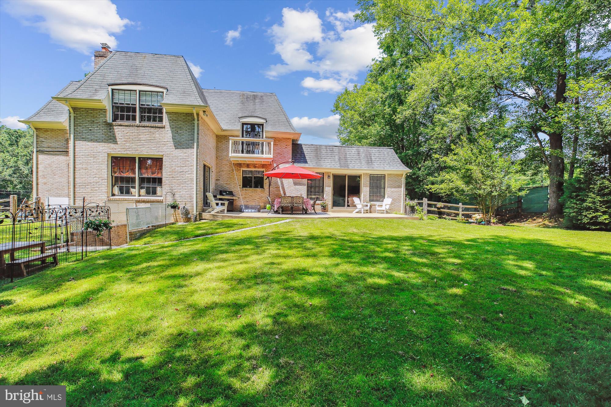 ASHLEIGH - Residential