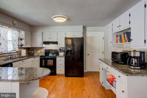 Tiny photo for 902 Perry Road, LITITZ, PA 17543 (MLS # PALA2082652)