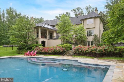 Photo of 631 Harts Ridge Road, CONSHOHOCKEN, PA 19428 (MLS # PAMC2141672)