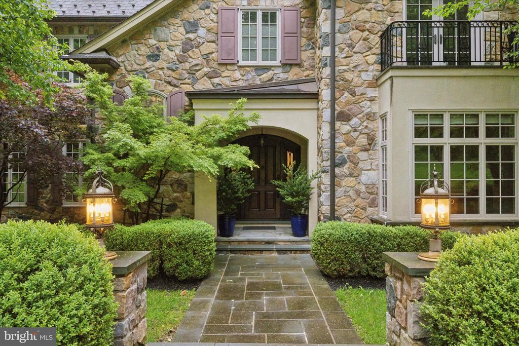 Photo of 631 Harts Ridge Road, CONSHOHOCKEN, PA 19428 (MLS # PAMC2141672)