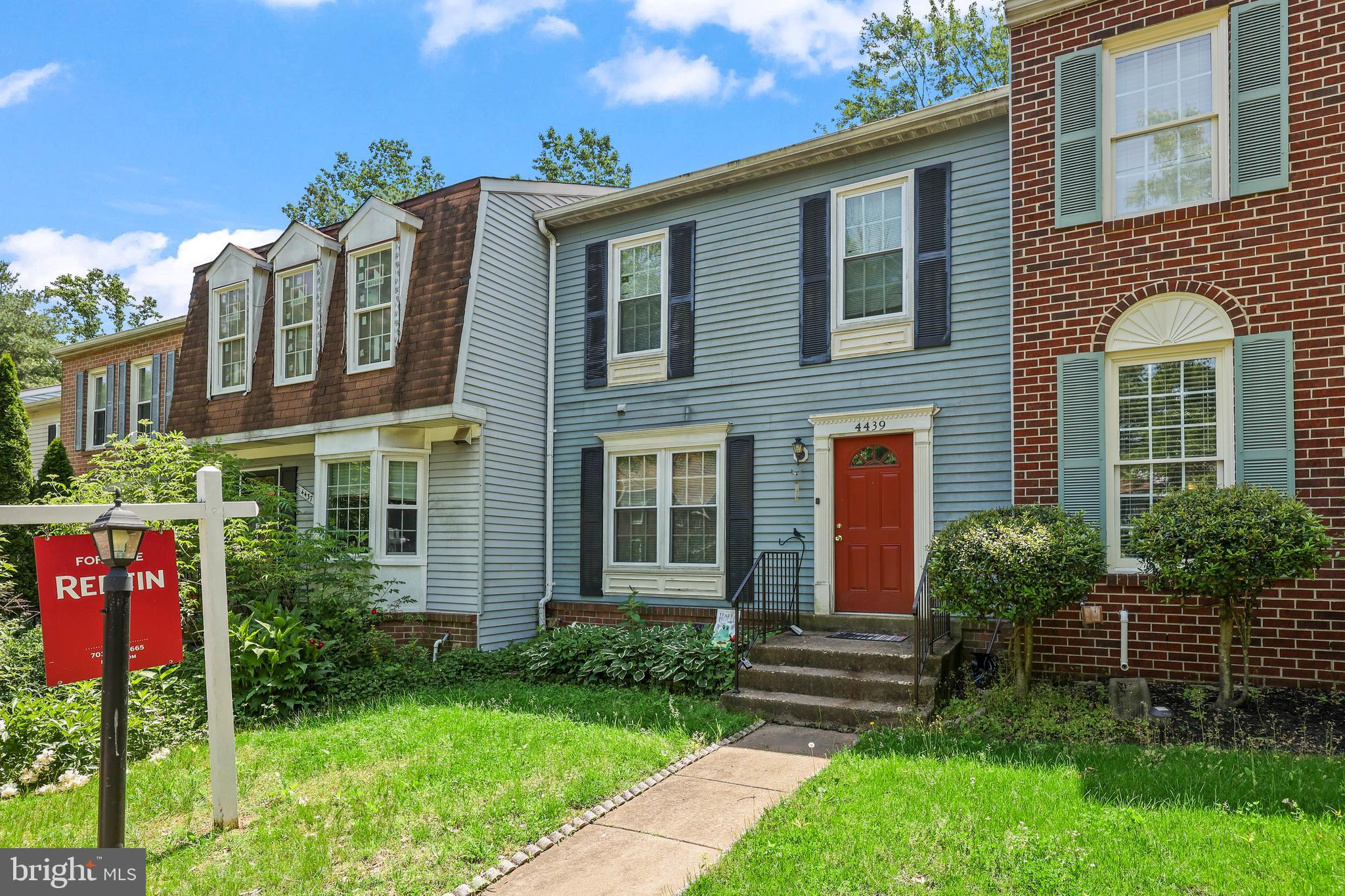 TOWNS OF FOREST HILLS - Residential