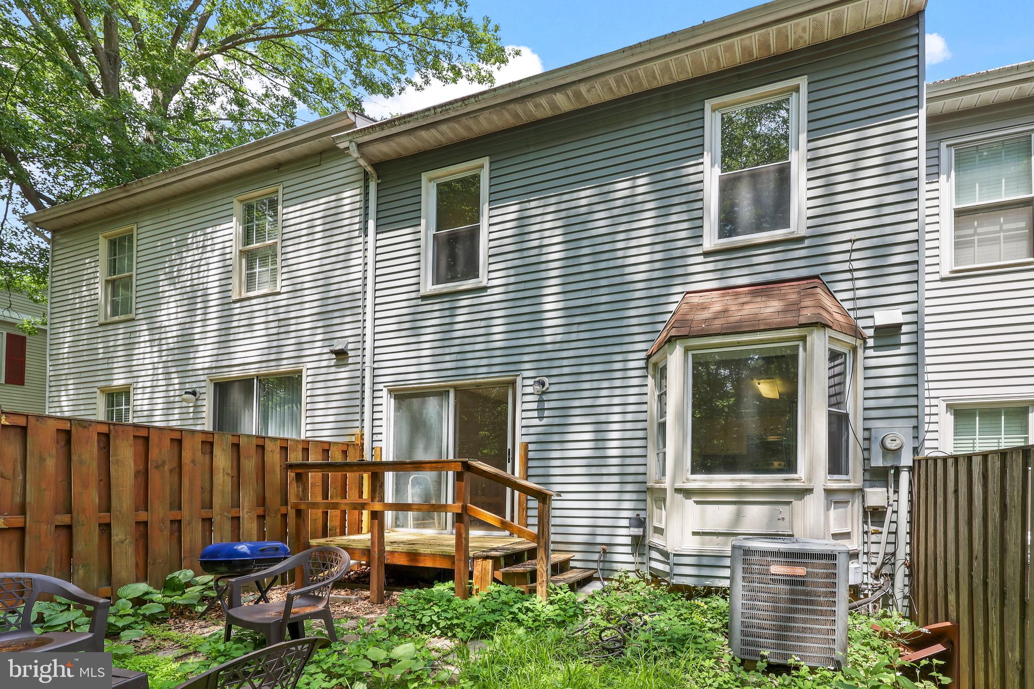 TOWNS OF FOREST HILLS - Residential