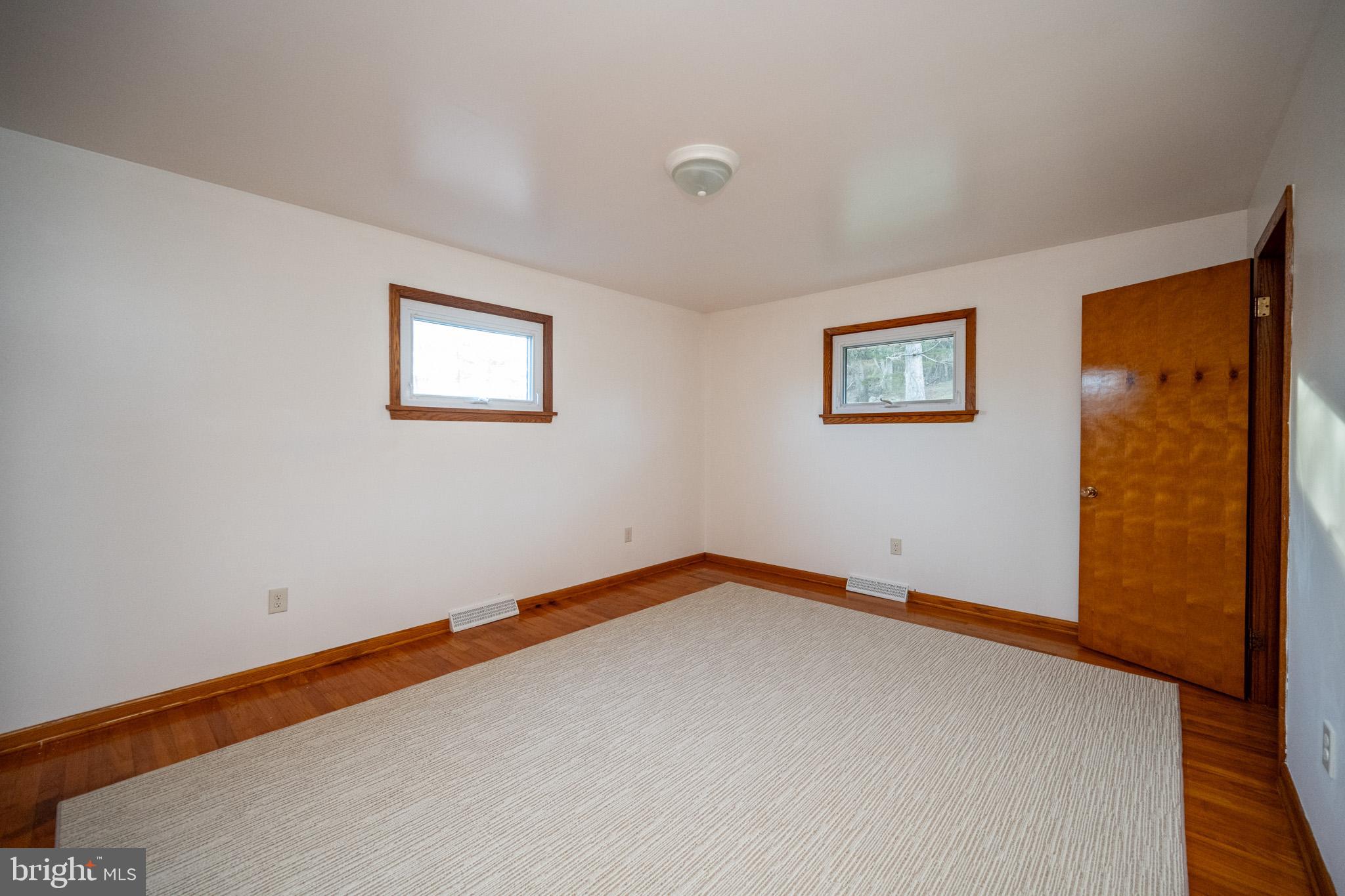 CRESAPTOWN - Residential