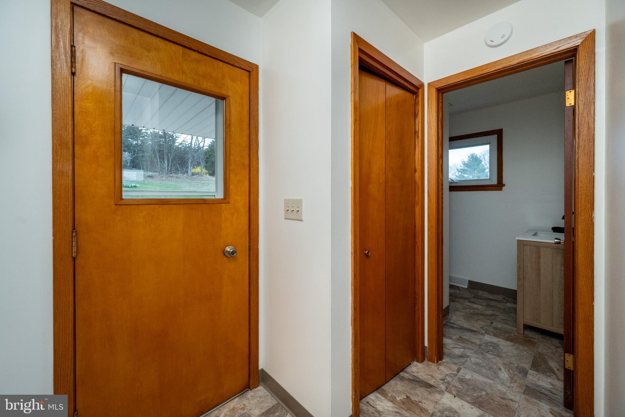 CRESAPTOWN - Residential