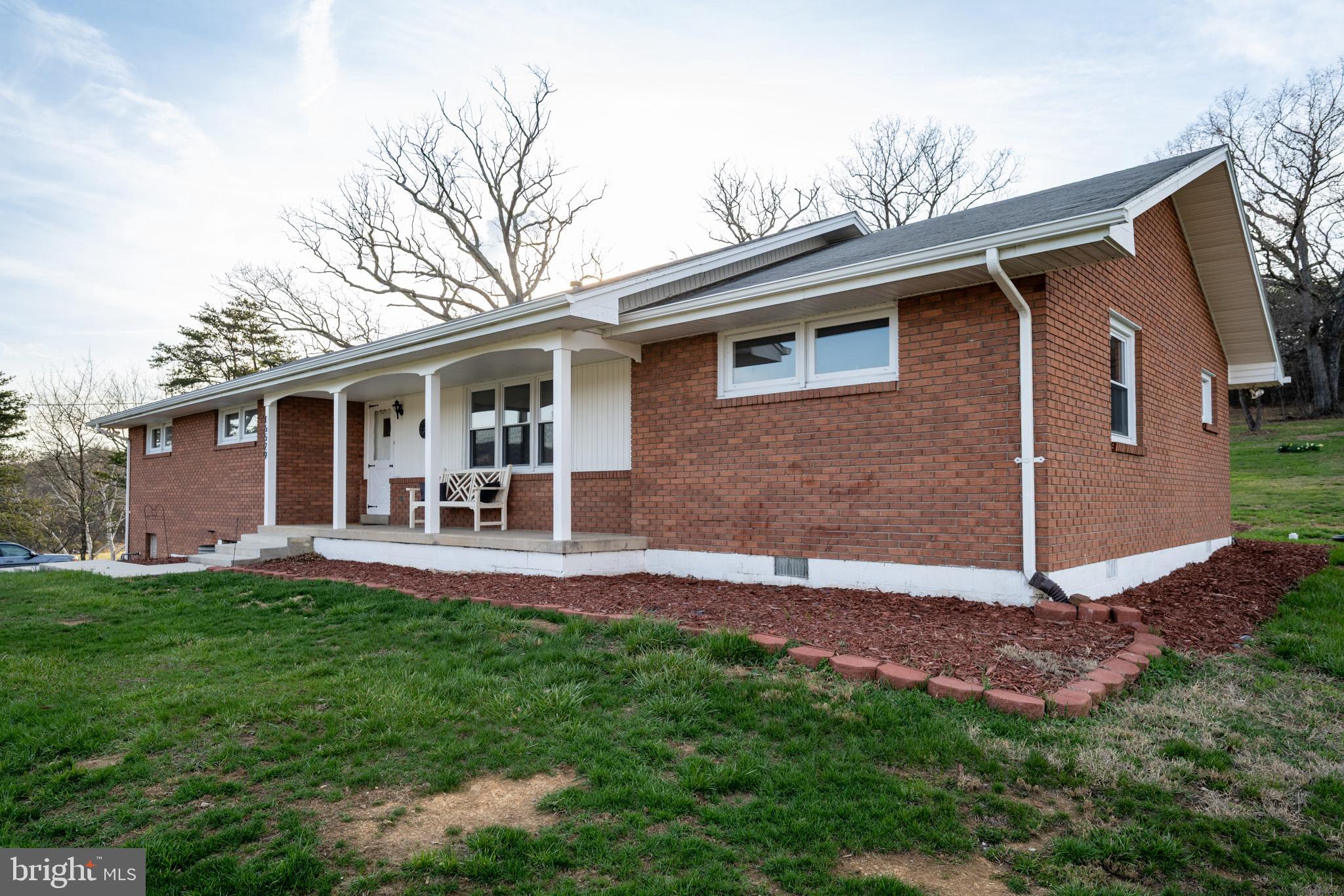 CRESAPTOWN - Residential