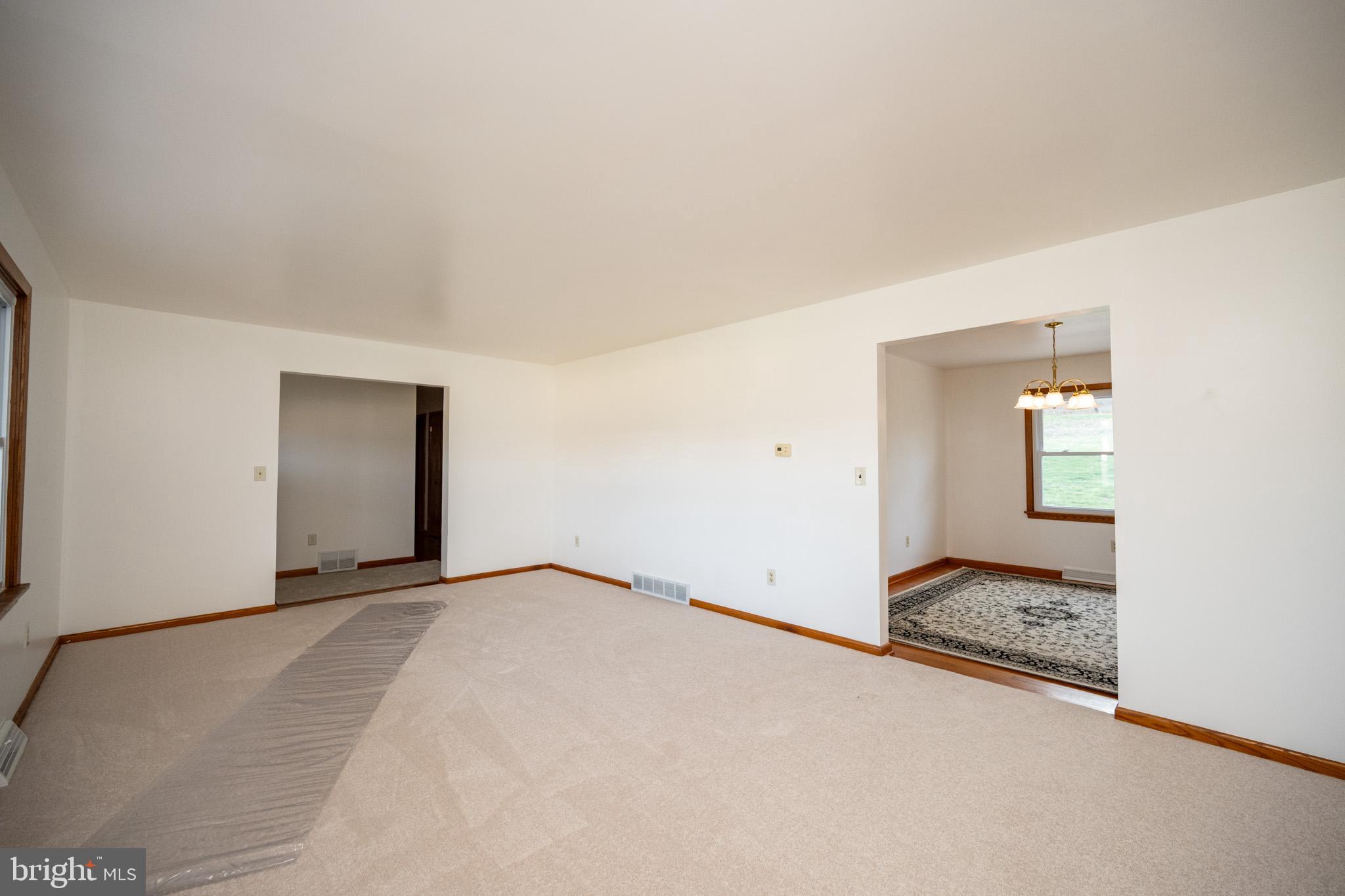 CRESAPTOWN - Residential