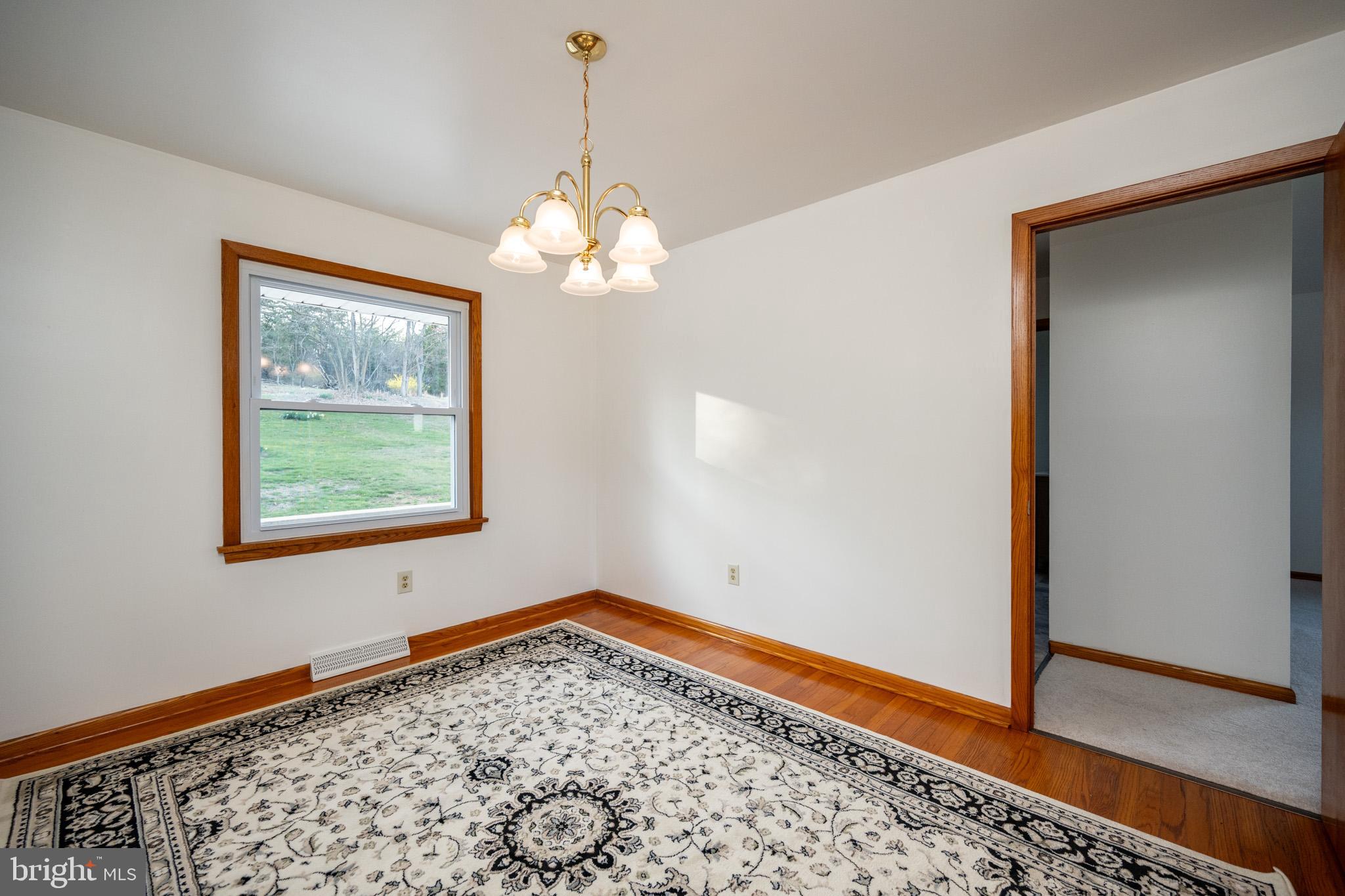 CRESAPTOWN - Residential