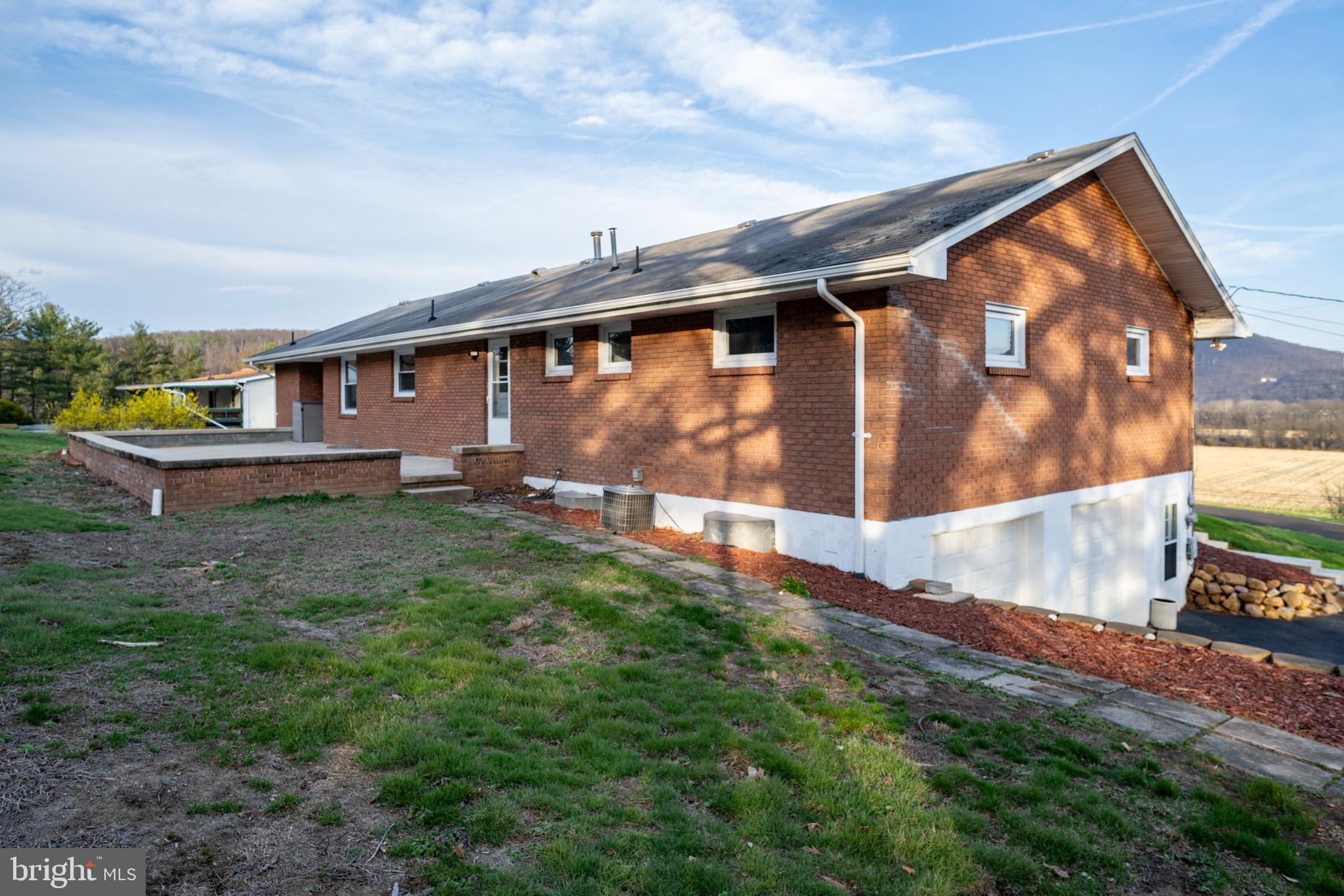 CRESAPTOWN - Residential