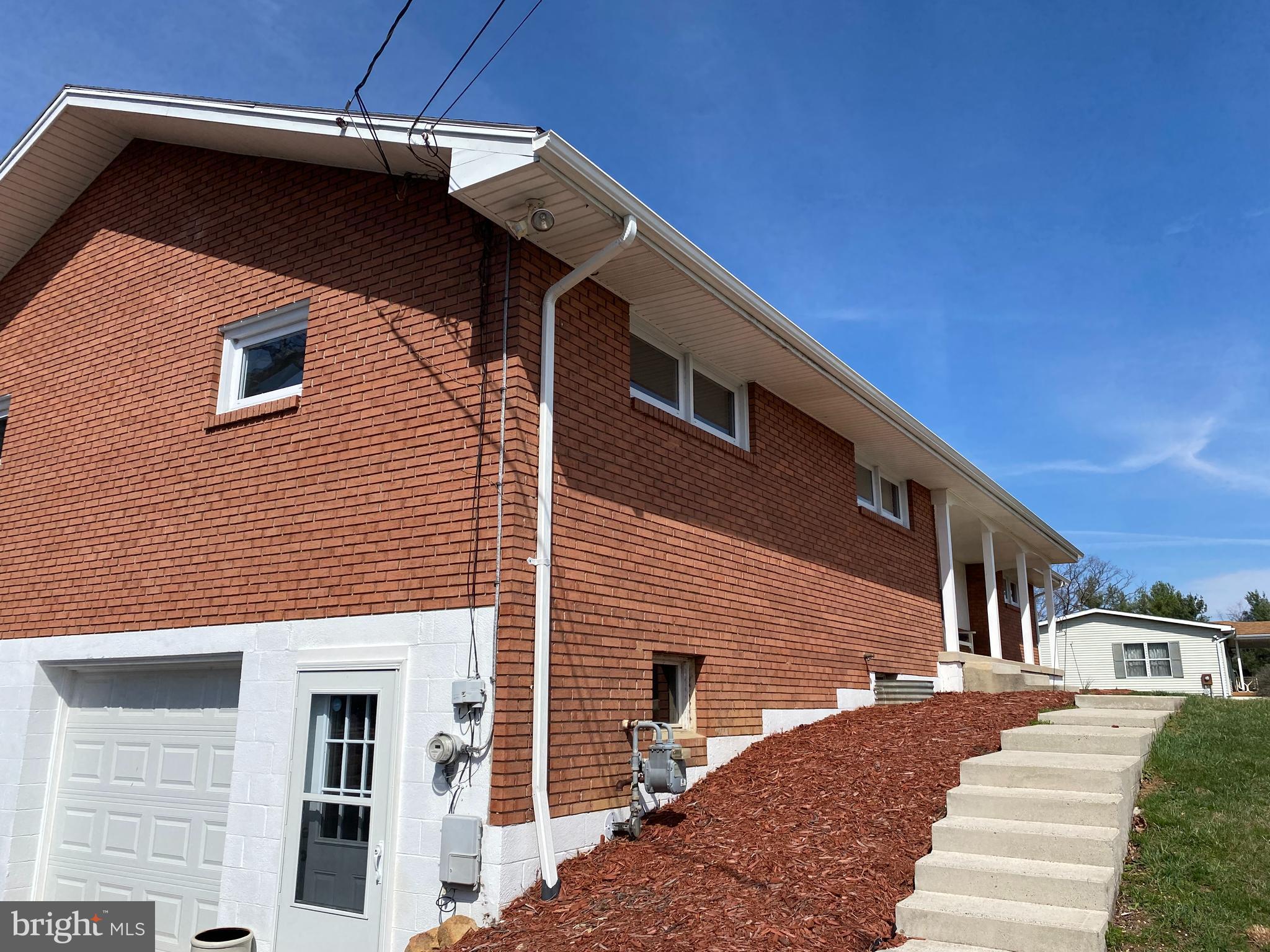 CRESAPTOWN - Residential