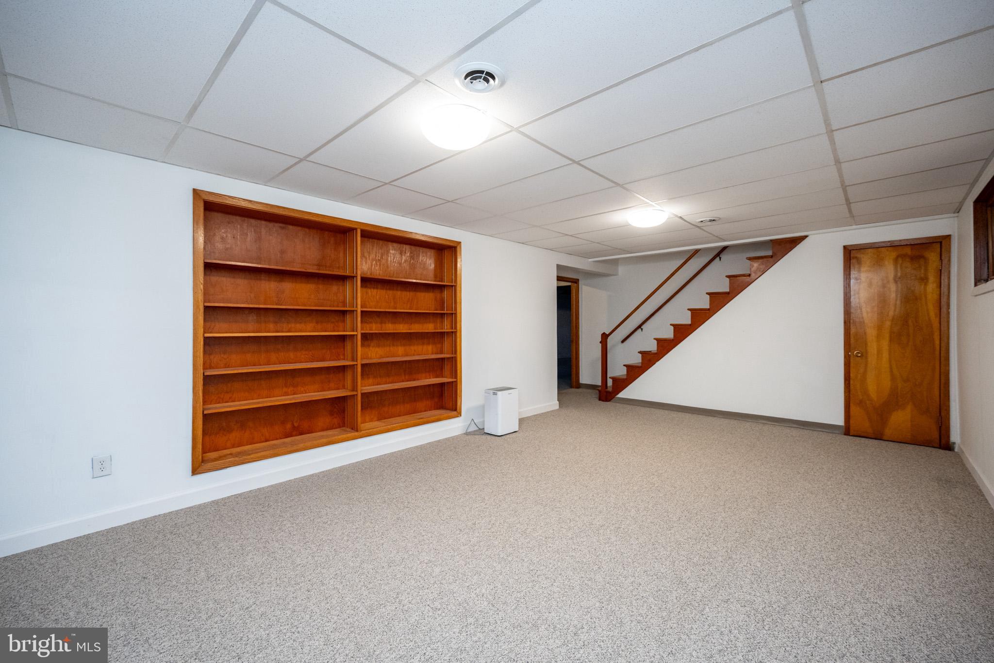 CRESAPTOWN - Residential