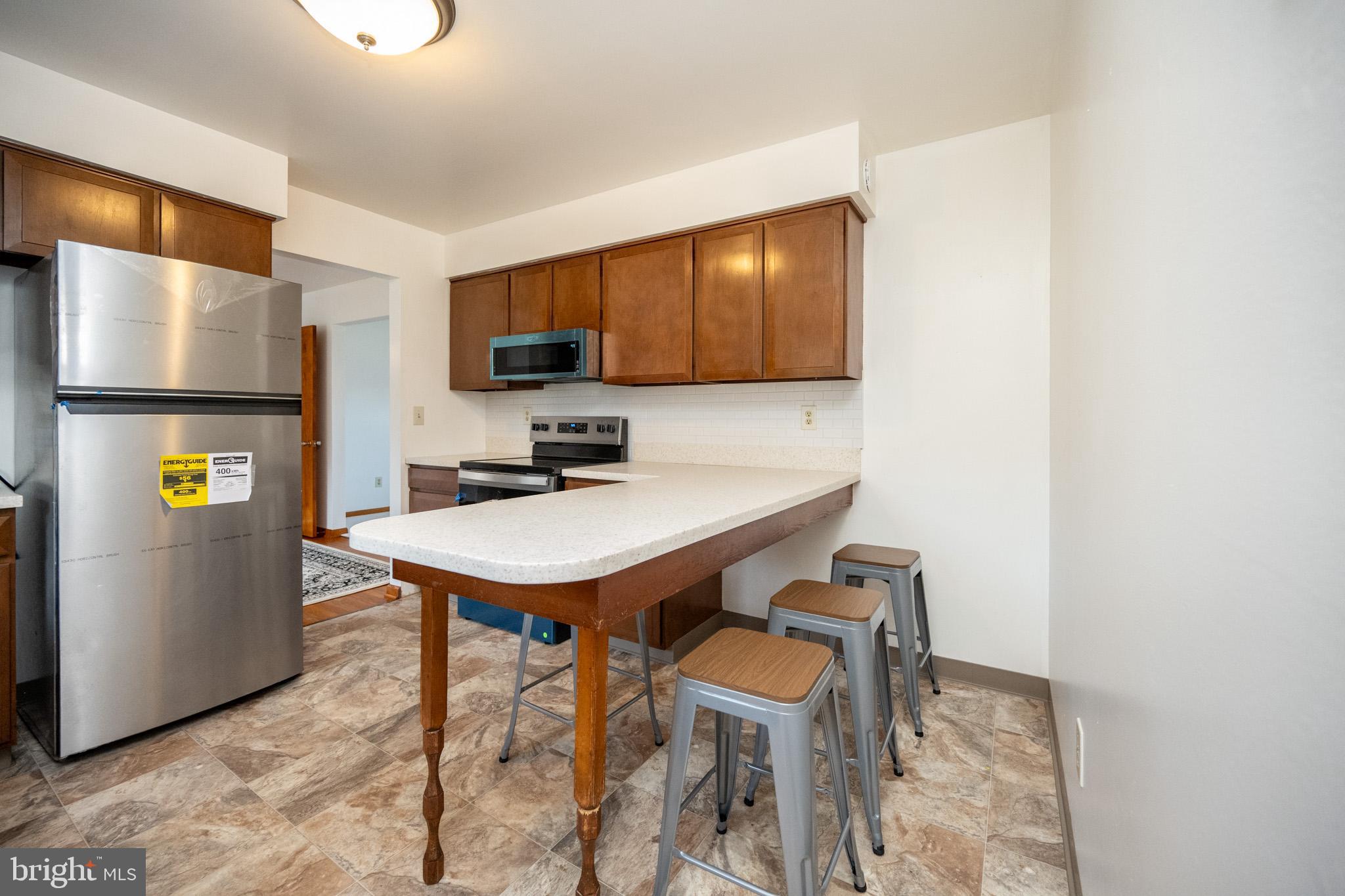 CRESAPTOWN - Residential