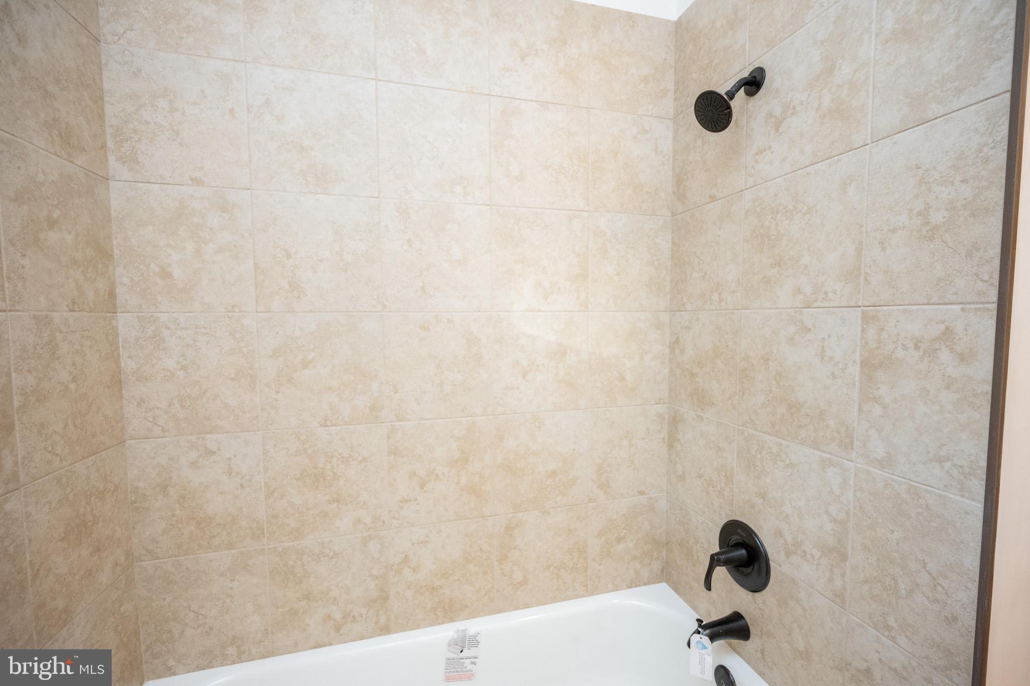 CRESAPTOWN - Residential