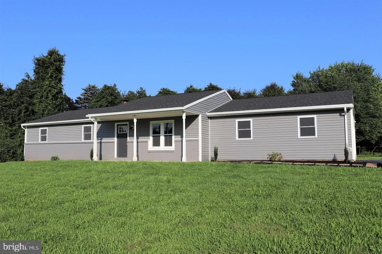 850 Rohlers Church Road, Dover, PA 17315
