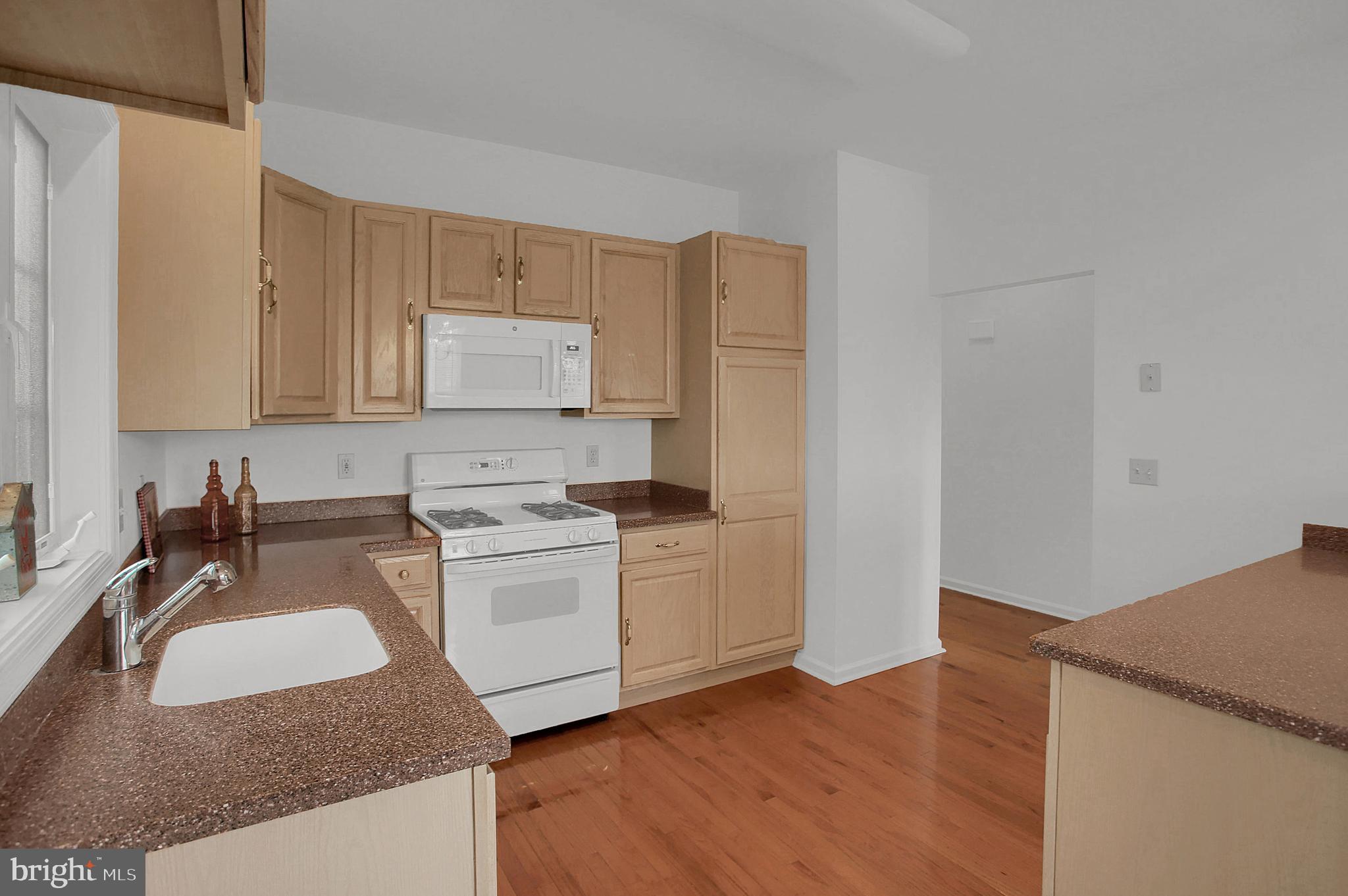 DICKINSON GREEN - Residential