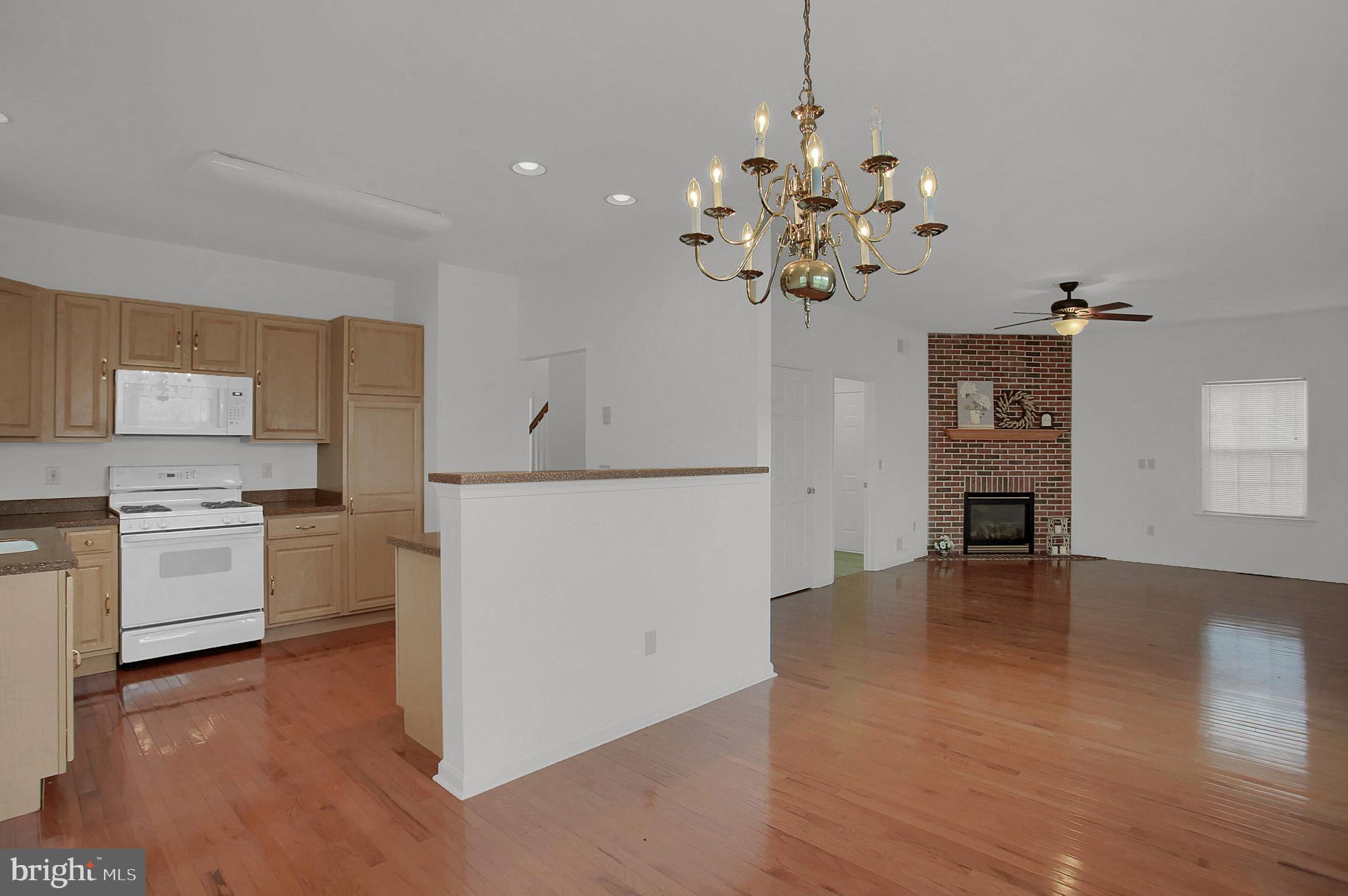 DICKINSON GREEN - Residential