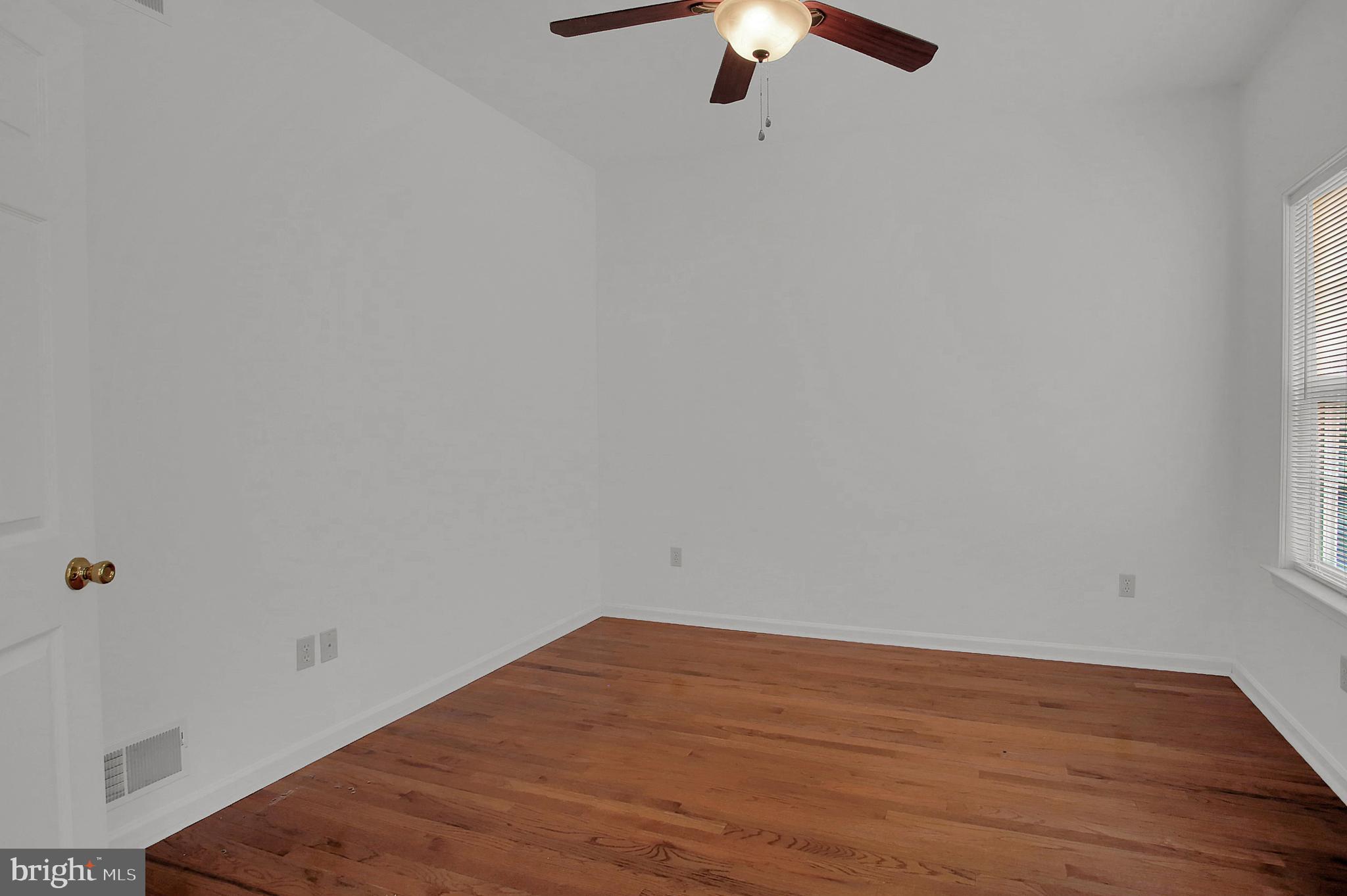 DICKINSON GREEN - Residential