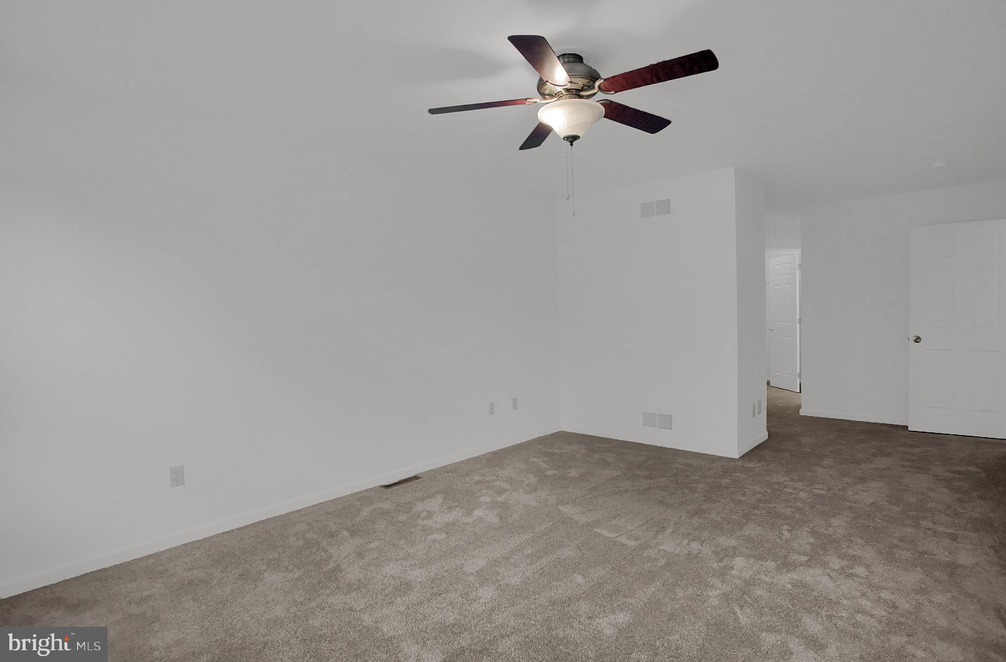 DICKINSON GREEN - Residential