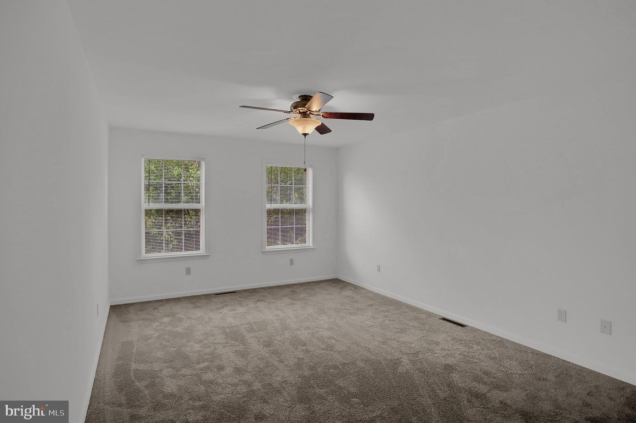 DICKINSON GREEN - Residential