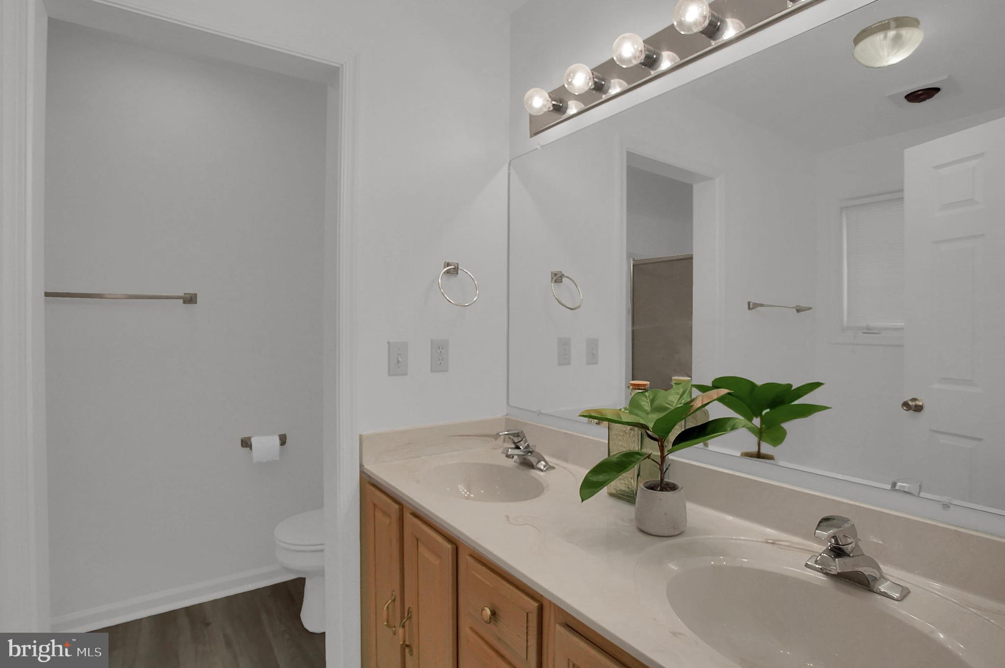 DICKINSON GREEN - Residential