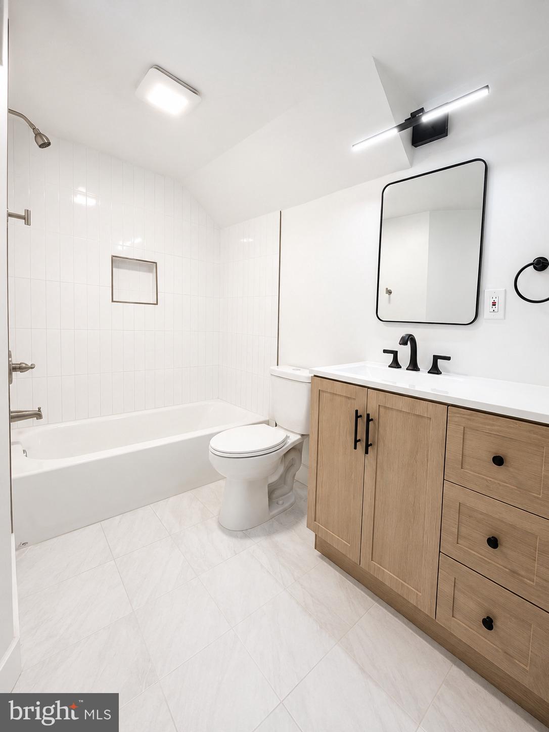 NORTH HALETHORPE - Residential