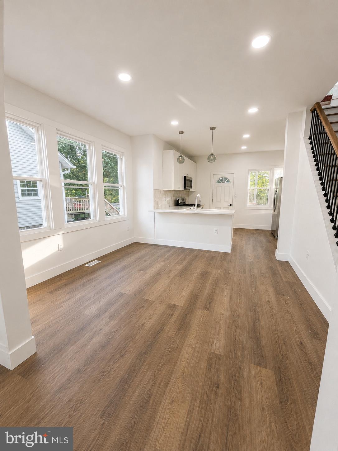 NORTH HALETHORPE - Residential