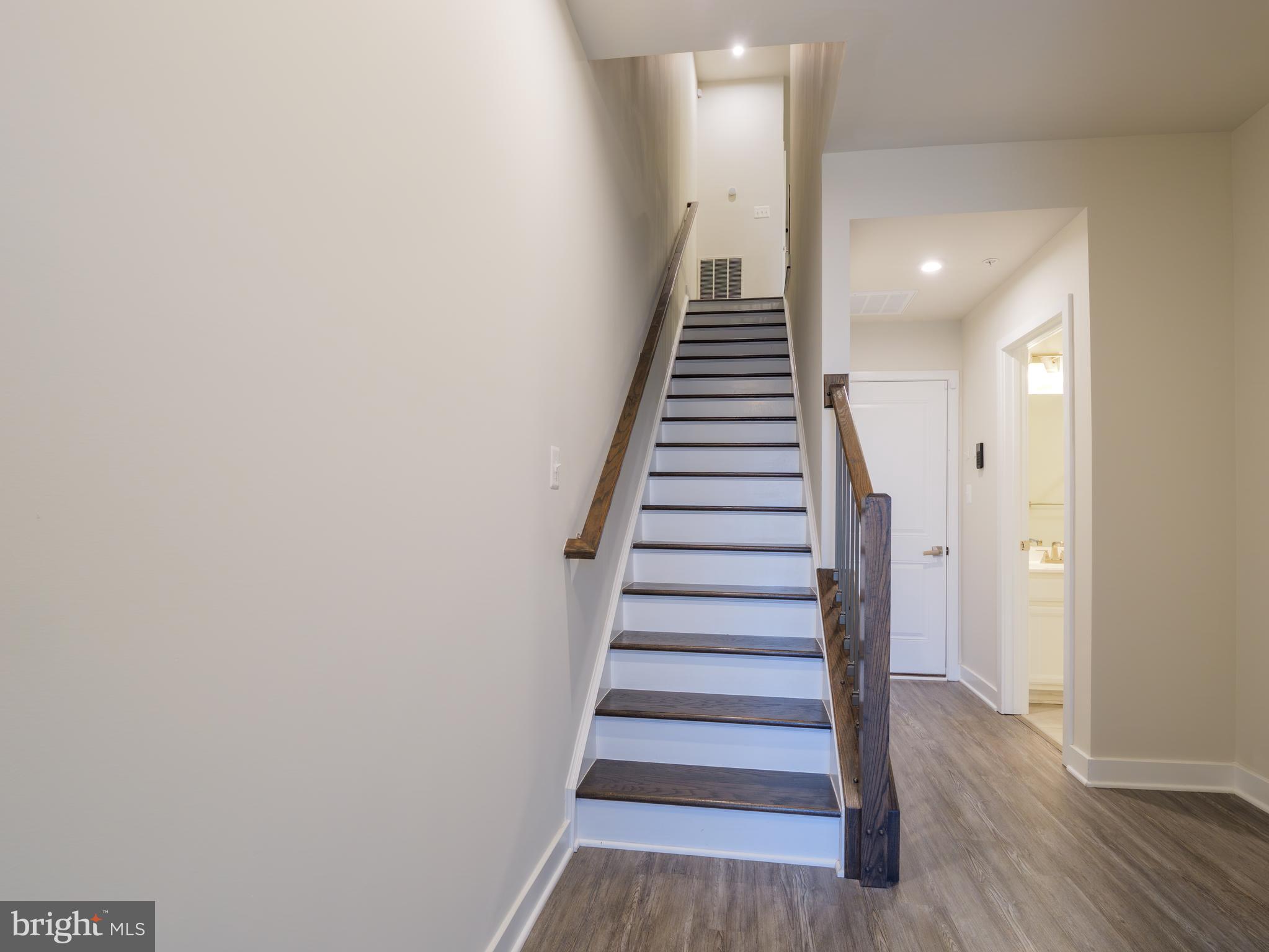 VILLAGE OF TOWNE SQUARE - Residential