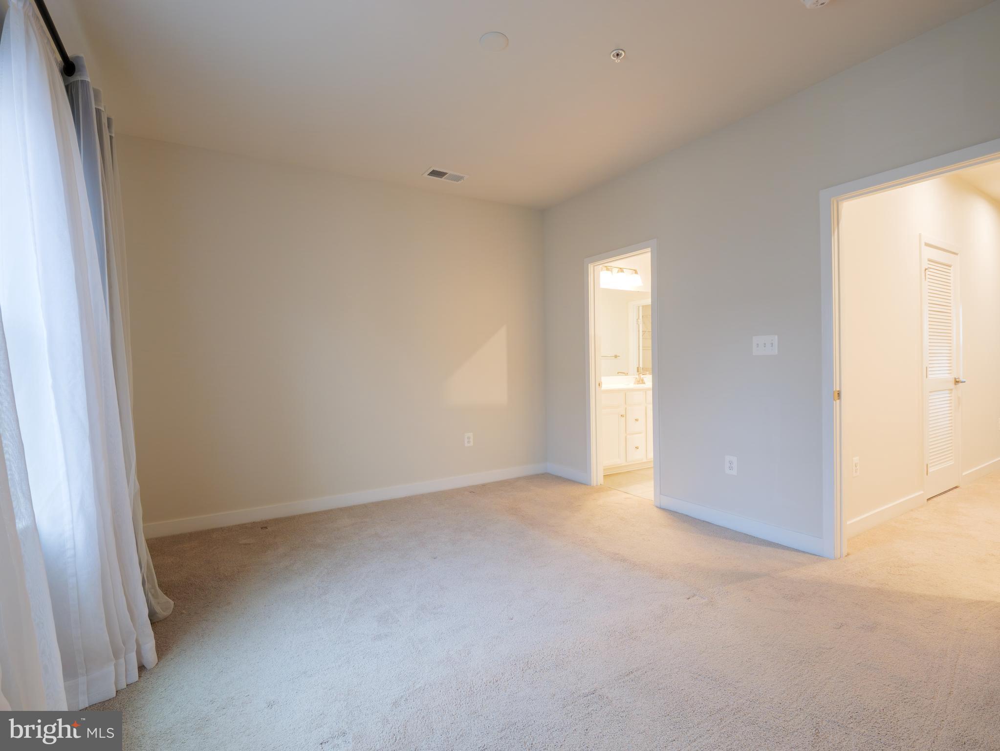 VILLAGE OF TOWNE SQUARE - Residential